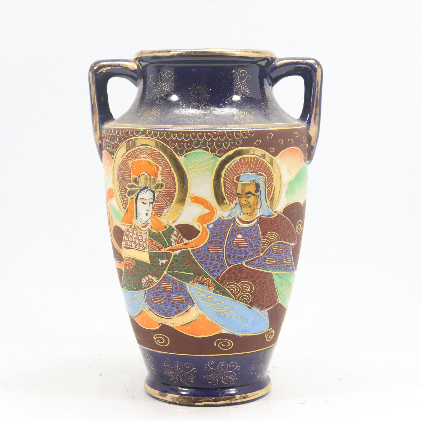 Circa 1910 Japanese Satsuma Handled Vase Urn Decorated Emperor & Empress (1 of 12)