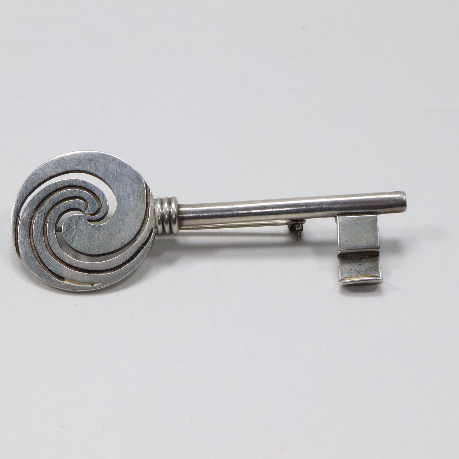 .925 Sterling Silver Mexico FCM Lolipop Key Pin 2 1/2 in. x 1 in. (1 of 5)