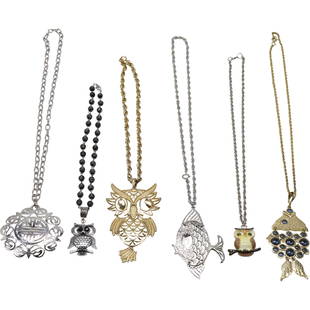 [6] Assorted Costume Fashion Jewelry Necklaces Gold Tone & Silver Tone: [6] Assorted Costume Fashion Jewelry Necklaces Gold Tone & Silver Tone. Owl Necklace 17 in. x 1/4 in. x 2 3/4 in. x 1 3/8 in. ; jeweled fish 24 in. x 5 in. x 2 in. ; fish pendant necklace 24 in., x 4