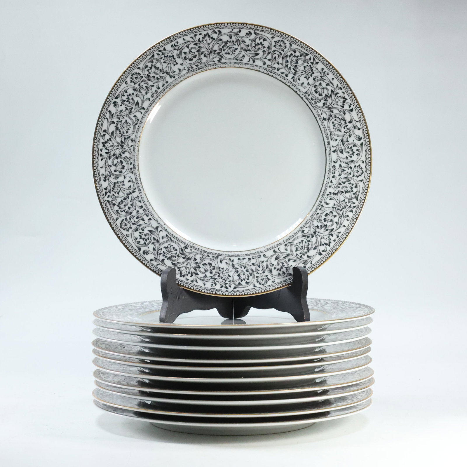 [11] ELEVEN Fine Porcelain SANGO "SPANISH LACE" Dinner Plates: [11] ELEVEN Fine Porcelain SANGO "SPANISH LACE" Dinner Plates. size: .75 x 10.75