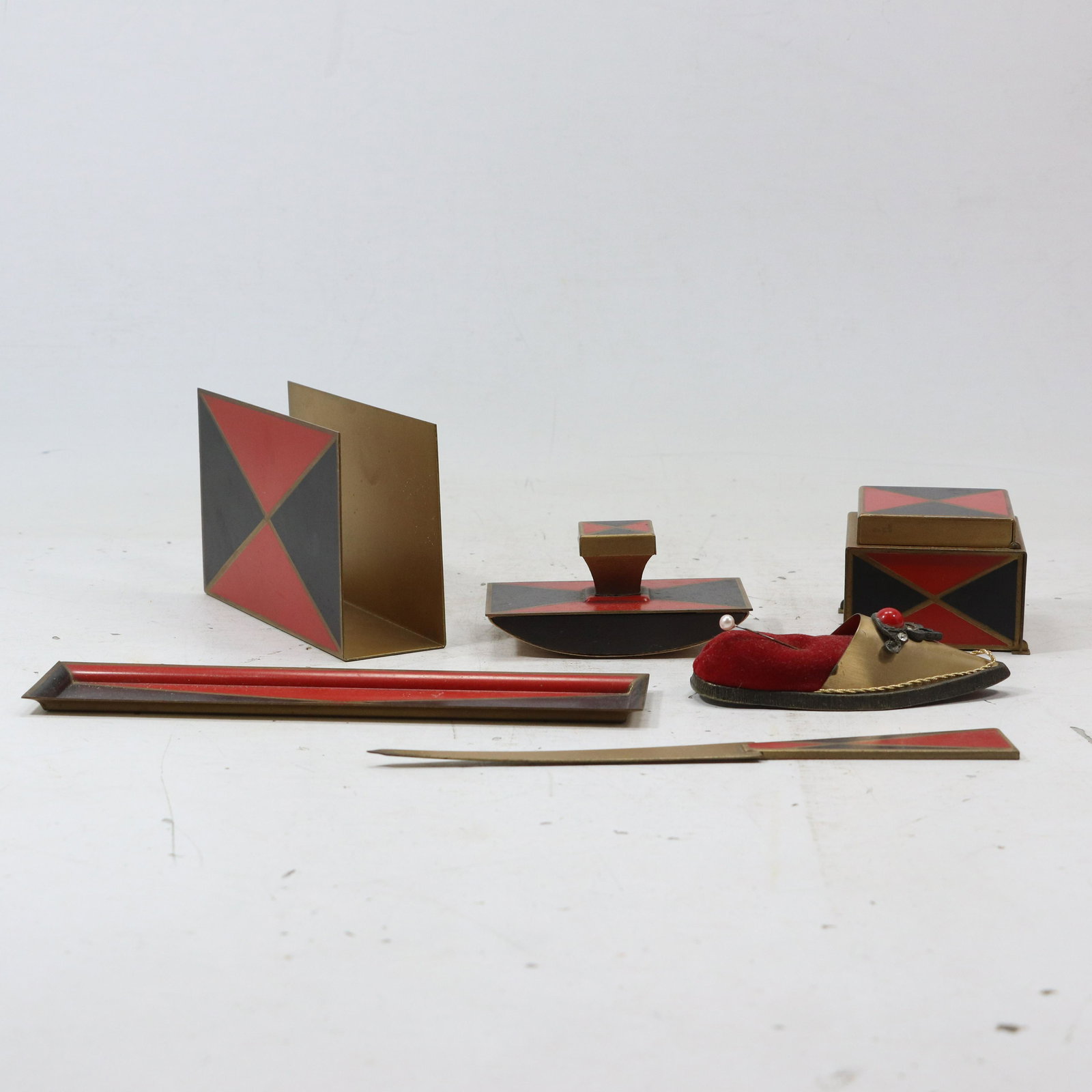 [6] Six Piece ART DECO RED & BLACK Brass Desk Top Accessories (1 of 20)
