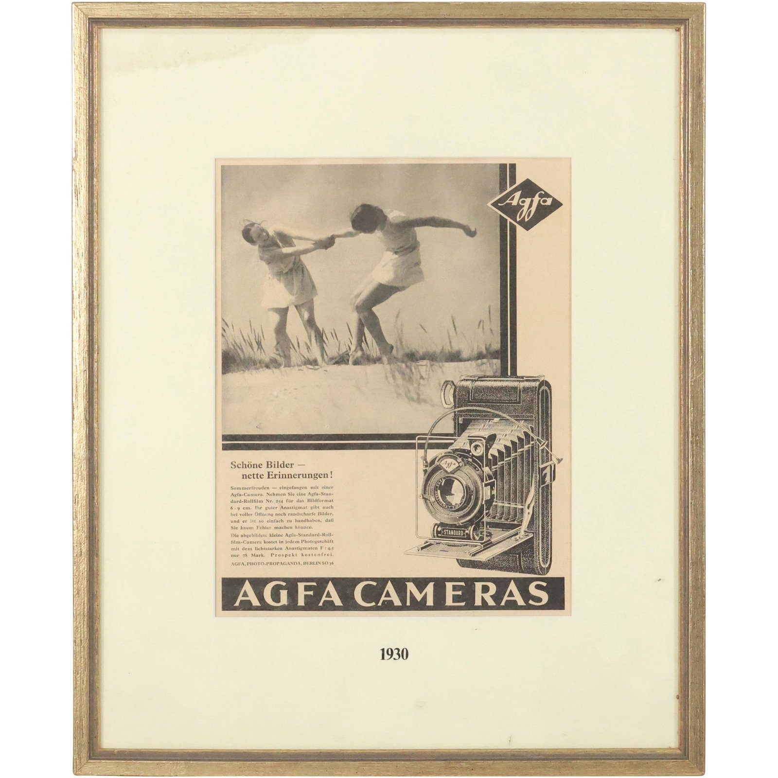 Framed Advertising Article Agfa Cameras GIVEN TO THE PHOTOGRAPHER FROM THE CO. (1 of 12)