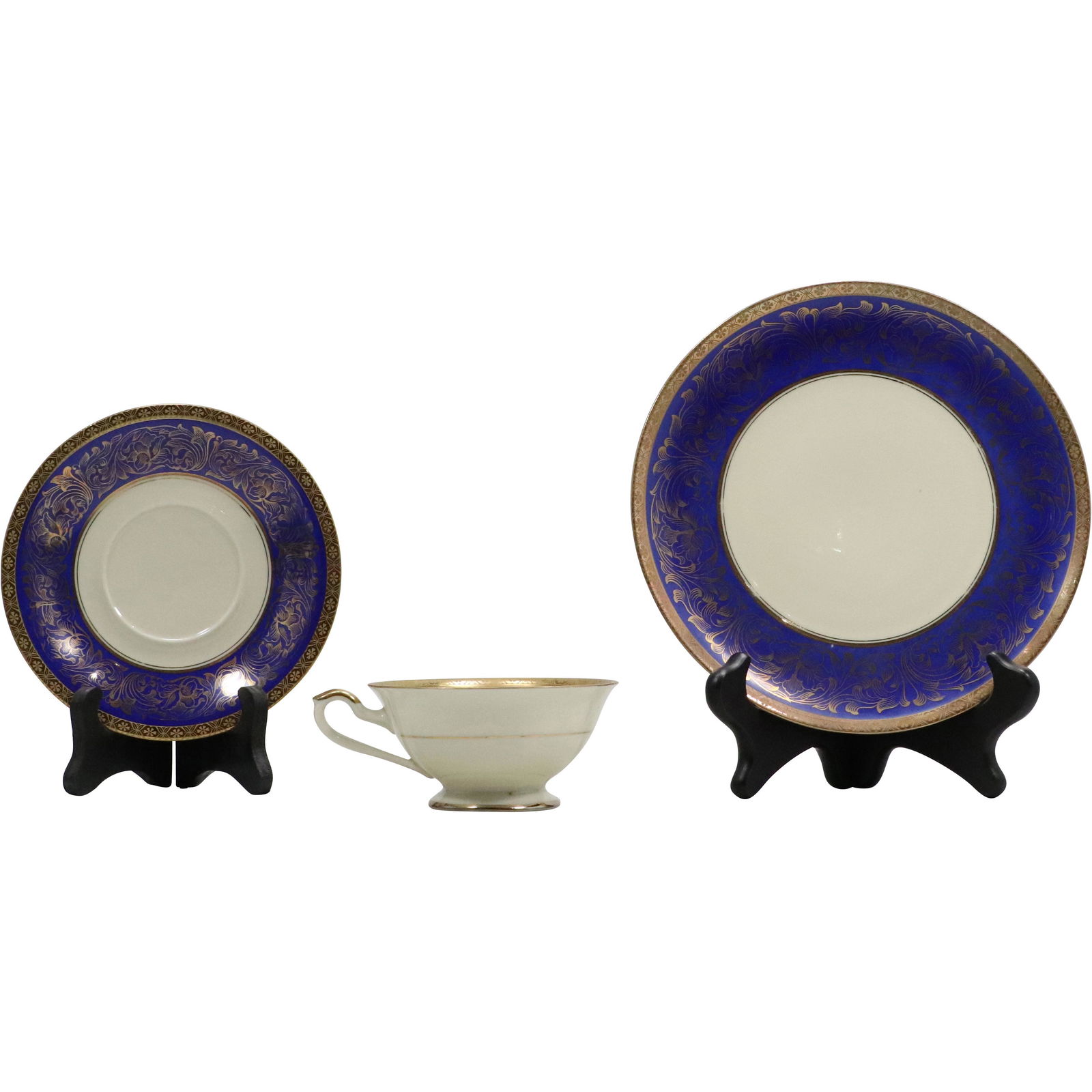 3 Pc Place Setting Seltmann Weiden Germany U.S.Z. Plate, Cup, Saucer (1 of 11)