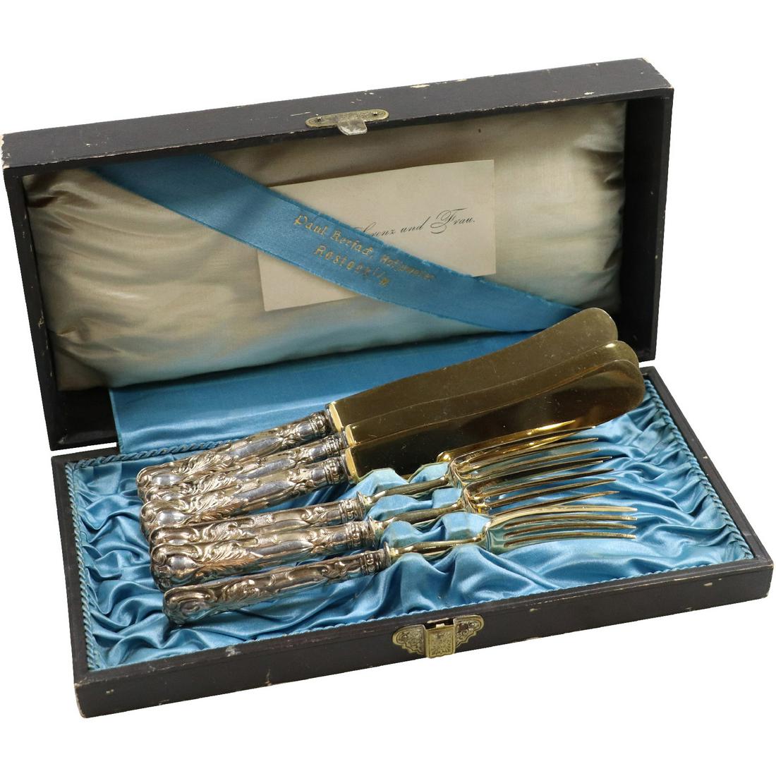 6 PC. marked 800 Silver Fancy Forks and Knives in Fitted Presentation Box: 6 PC. marked 800 Silver Fancy Forks and Knives in Fitted Presentation Box size: 7 1/4x3/4 6 1/4x5/8 box 9 1/8x4 3/8x2