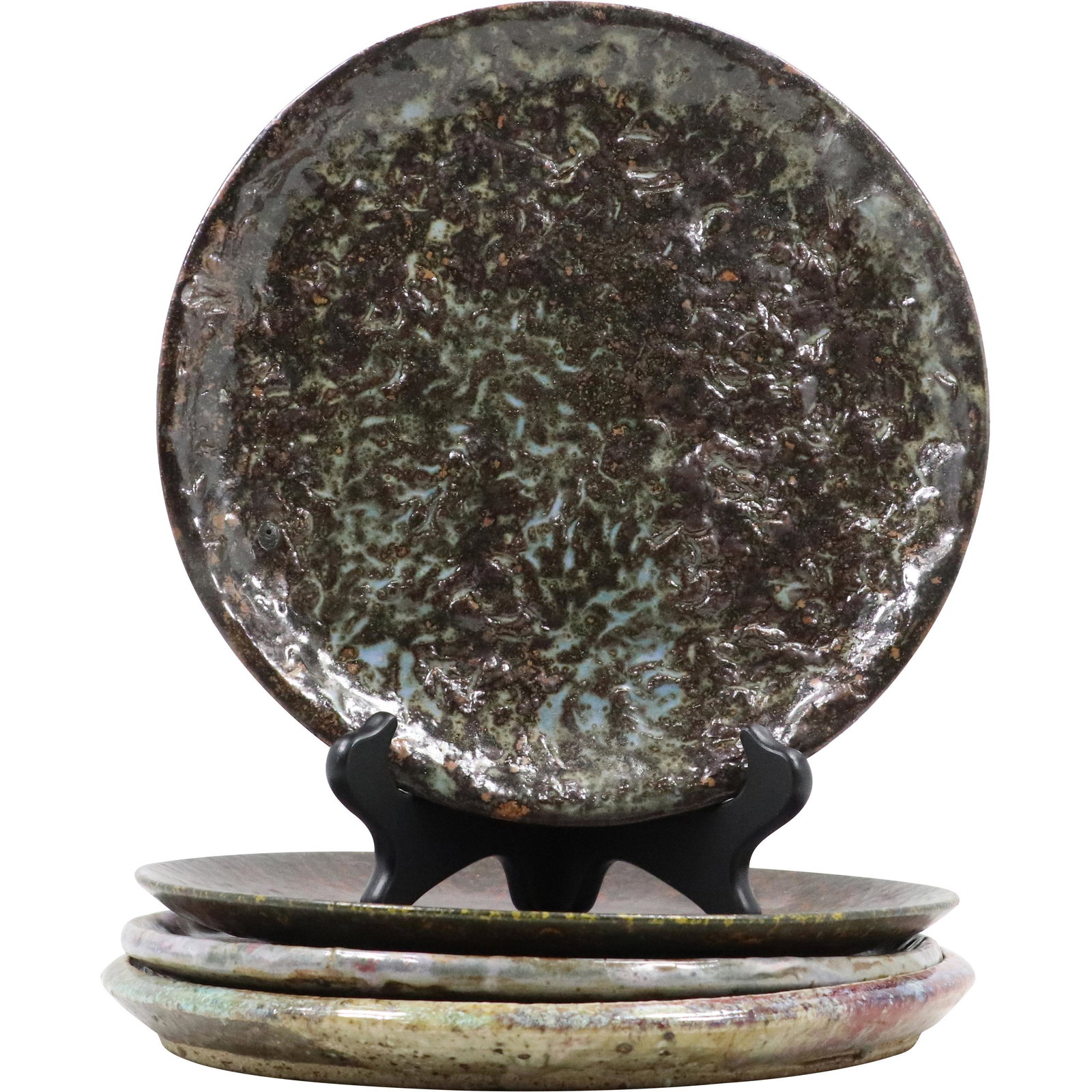 [4] Four Assorted Signed LEA HALPERN Ceramic Art Pottery Plates: [4] Four Assorted Signed LEA HALPERN Ceramic Art Pottery Plates. size: .75 1h 9.5 10w. Mutual Art: Lea Halpern was a Dutch Postwar & Contemporary artist who was born in 1899.Lea Halpern's work has bee