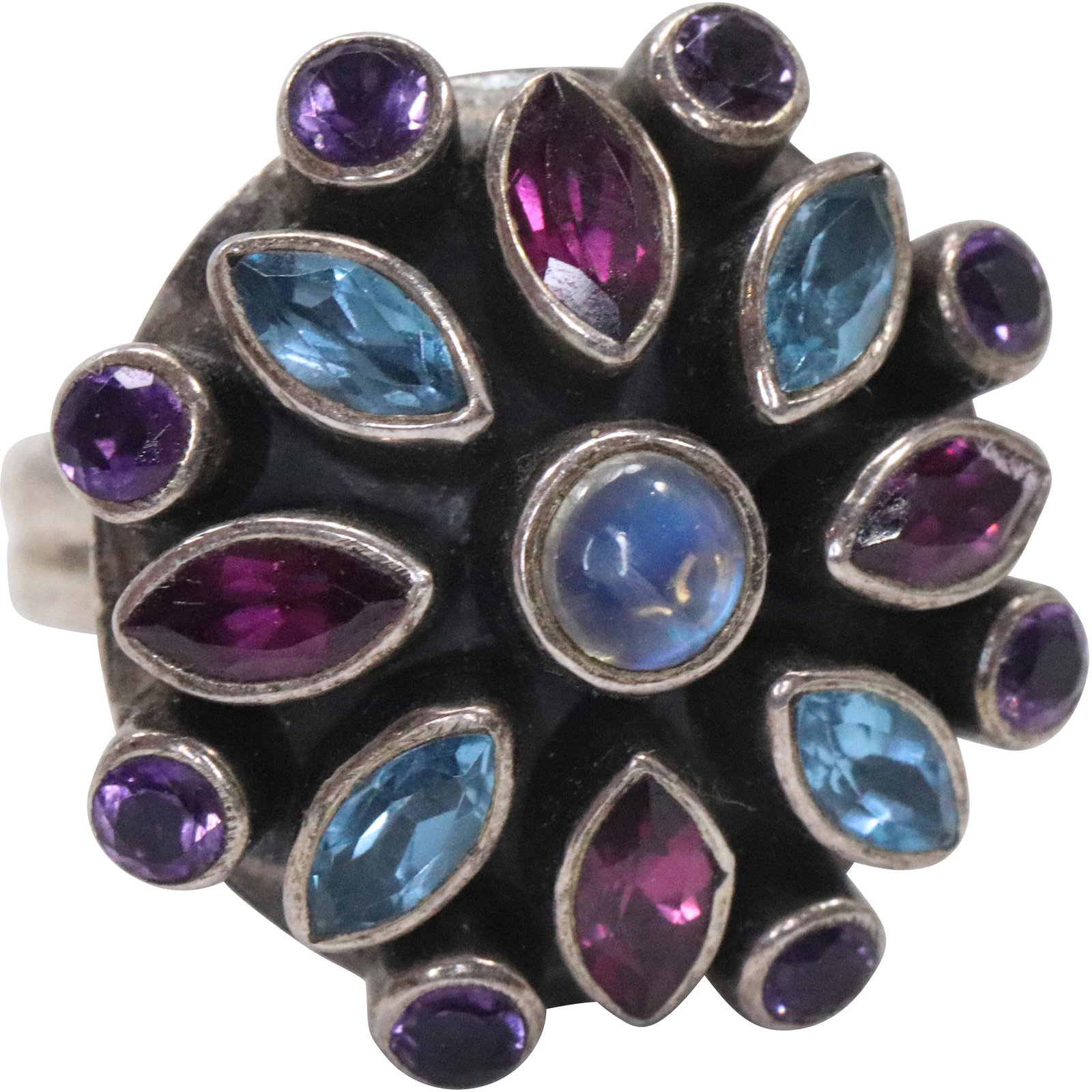 .925 Sterling Silver Blue Topaz, Purple Amethyst Ring Size 9 ; 7/8 in. diameter: .925 Sterling Silver Blue Topaz, Purple Amethyst Ring Size 9 ; 7/8 in. diameter.