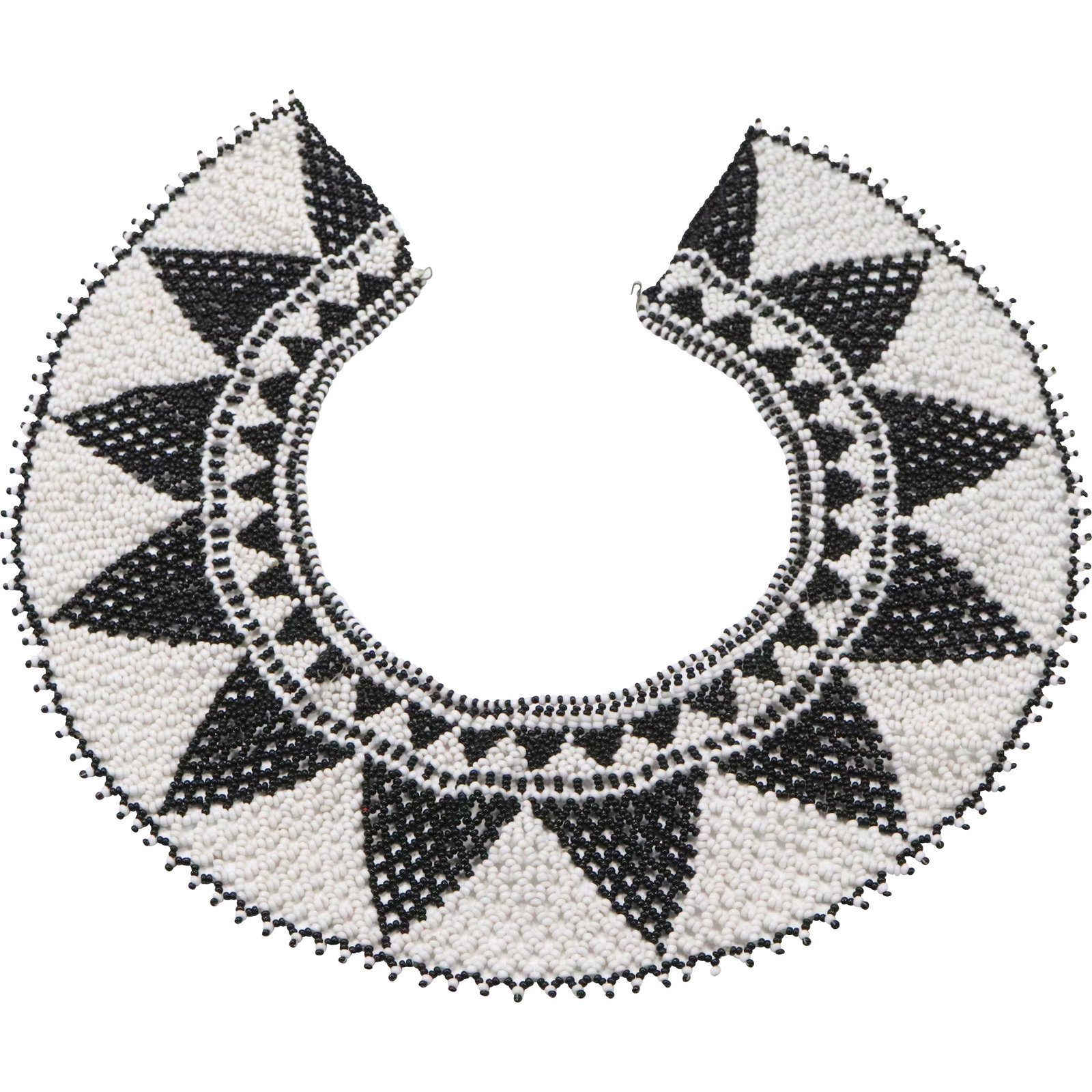 Beaded Collar Black and White 17 in. x 3 1/2 in.: Beaded Collar Black and White 17 in. x 3 1/2 in.