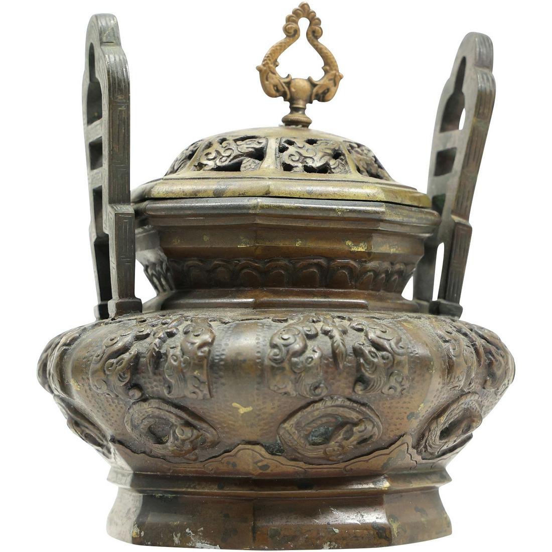 19th C. Chinese Bronze Censor with Covered Top (1 of 20)