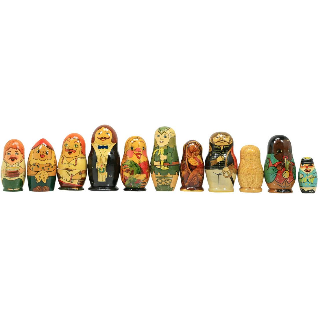 11 Sets of Wooden RUSSIAN Nesting Dolls in Graduated Sizes (1 of 16)
