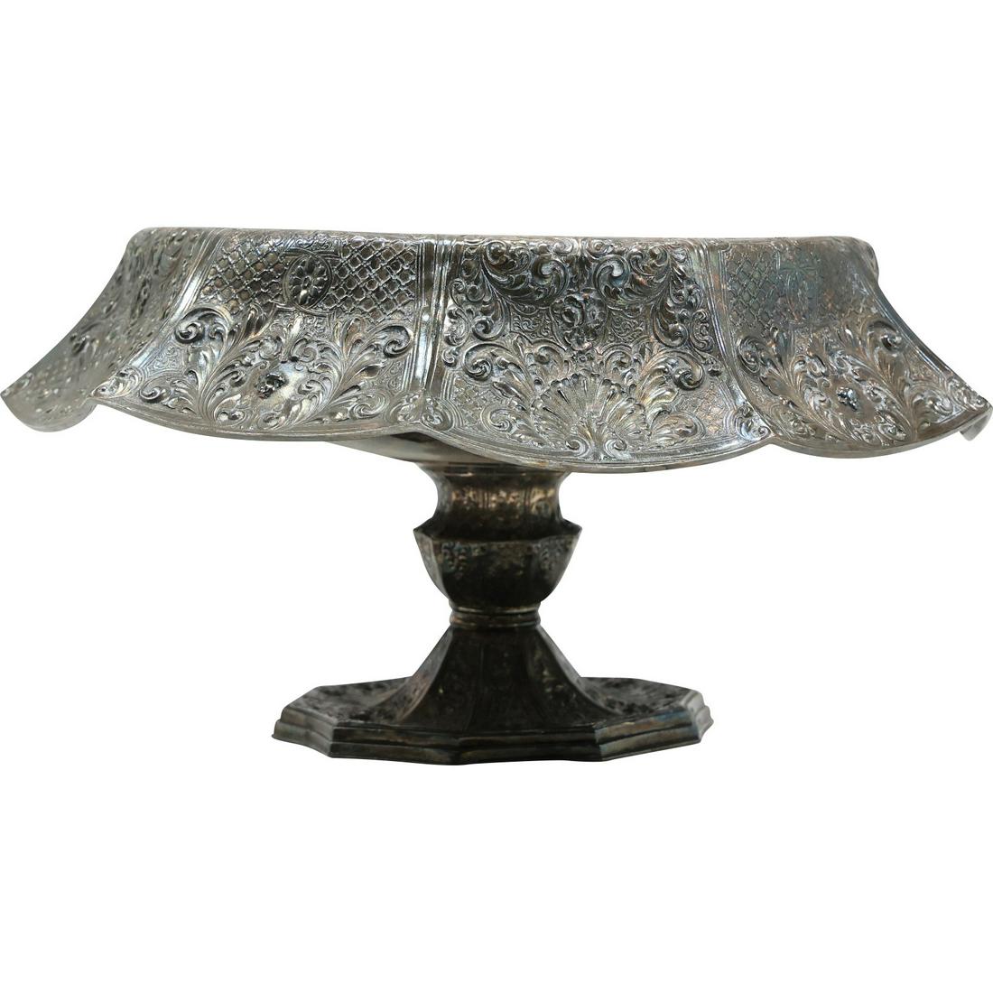 Ornate Wide Rimmed Silver Plate Tazza Pedestal Compote Bowl (1 of 20)