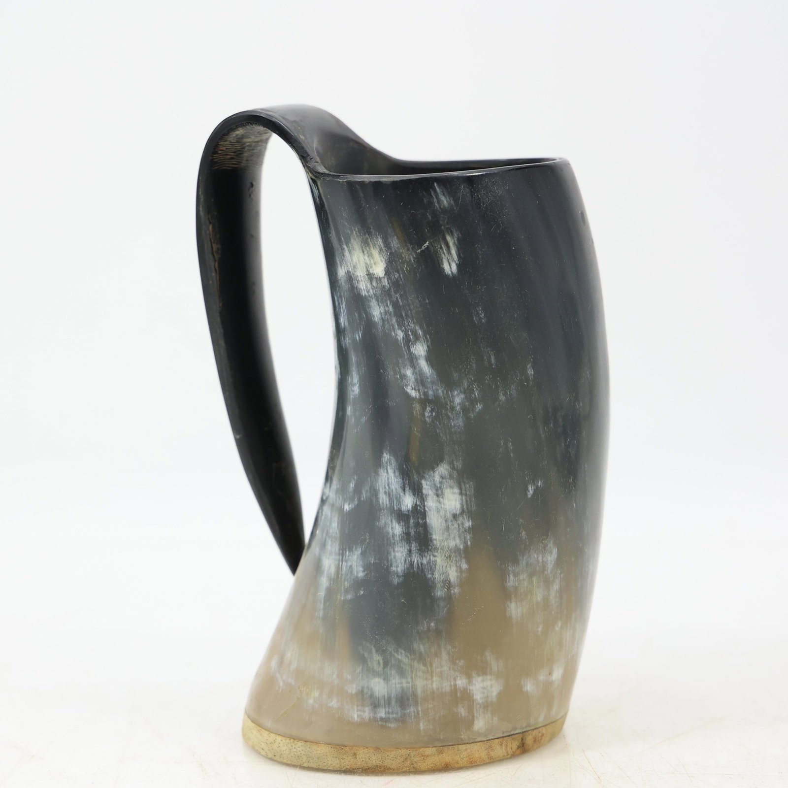 Early Natural Horn Art Drinking Mug: Early Natural Horn Art Drinking Mug. size: 7.25h 4.5w
