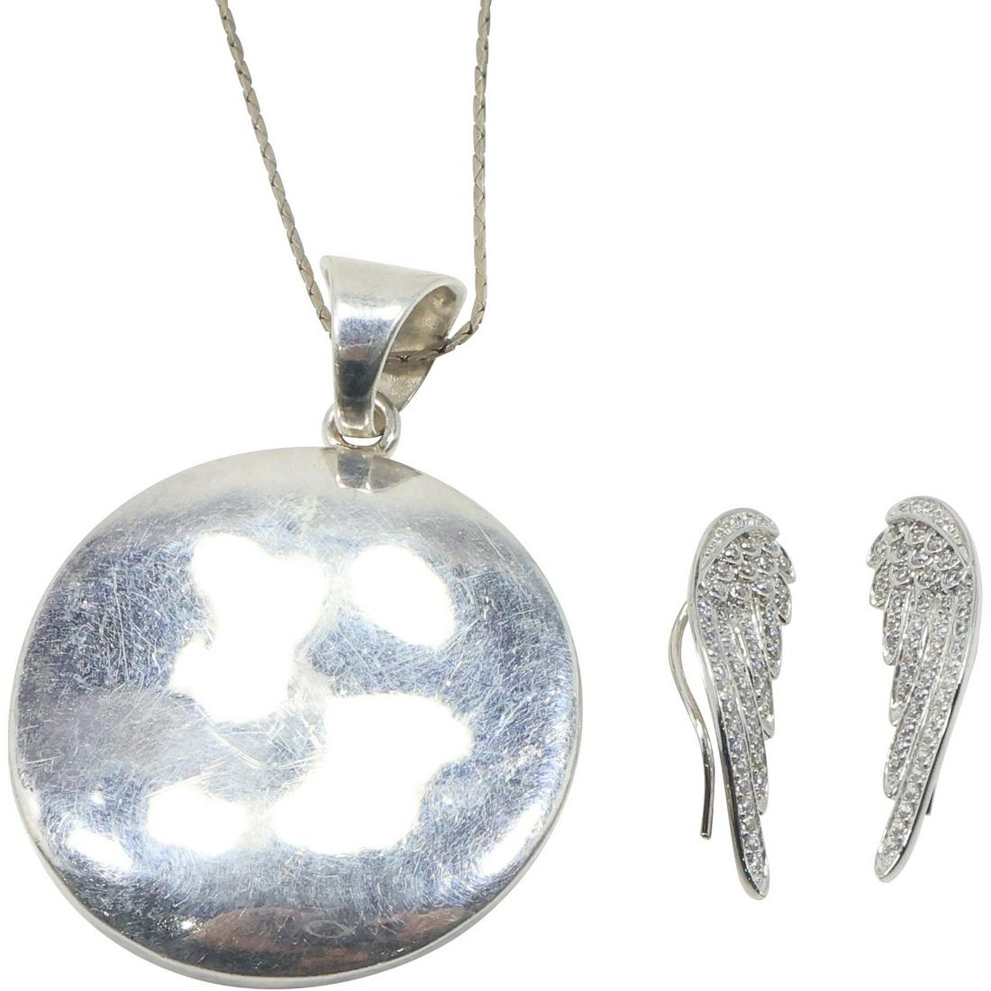 [2] .925 Sterling Silver Silpada Plaque Pendant Necklace & BYG .925 Sterling Wing Earrings: [2] .925 Sterling Silver Silpada Plaque Pendant 2 1/4 in. x 1 1/2 in. Necklace 18 1/2 in. sterling chain & BYG .925 Sterling Wing Earrings 1 1/4 in. x 3/8 in.