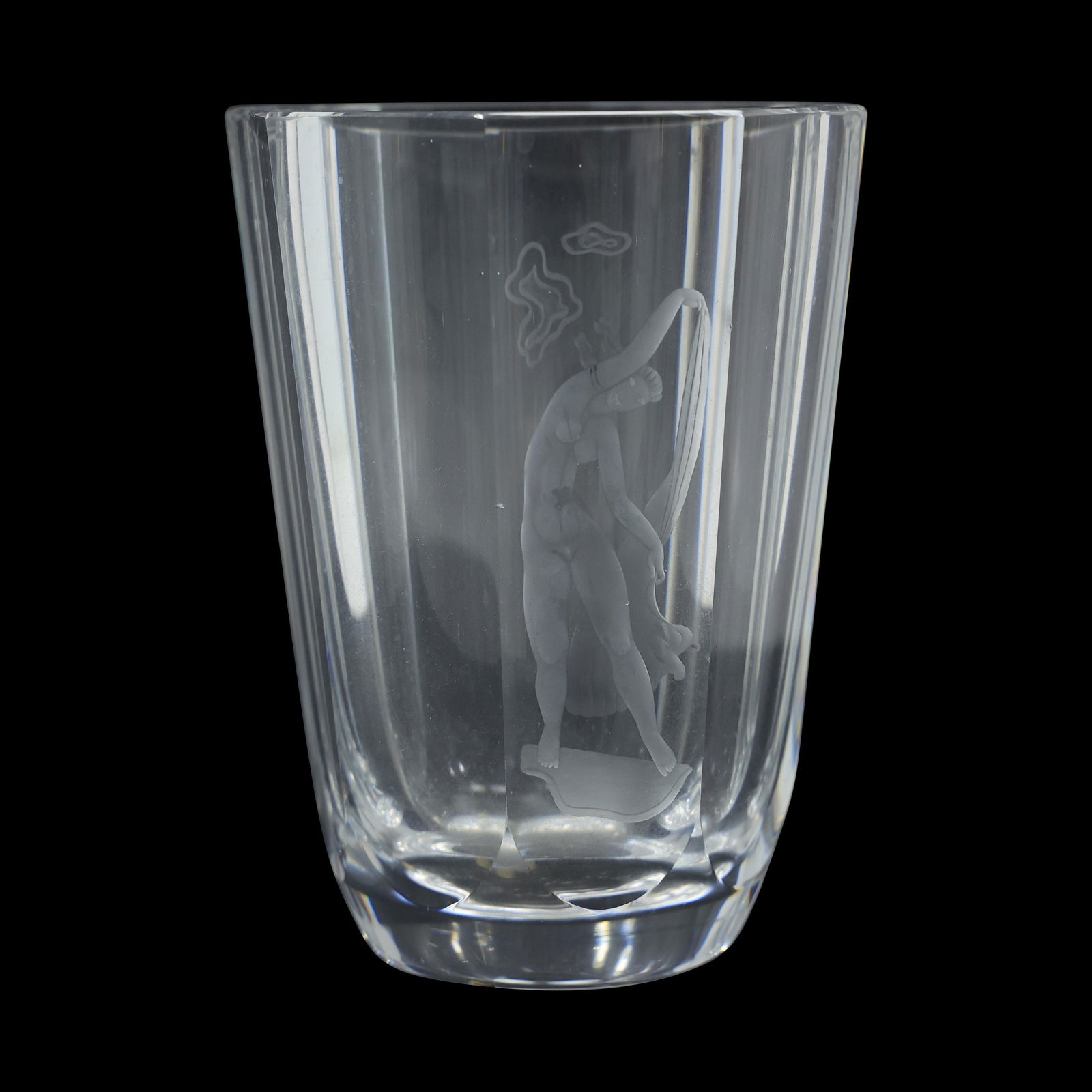 Orrefors Simon Gate Art Deco Etched Glass Vase Signed: Orrefors Simon Gate Art Deco Etched Glass Vase Signed. size: 7.25h 5.5w. Art Deco etched glass vase. Depicting a female nude dancer. Octagonal shape. Designed and etched by Simon Gate for Orrefors. In