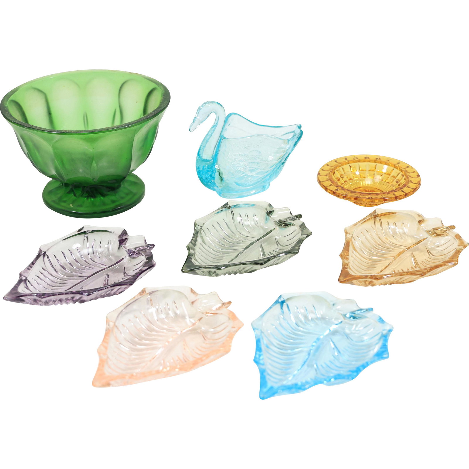 Estate Grouping of 8 Assorted Color Glass Dishes and Bowls (1 of 17)