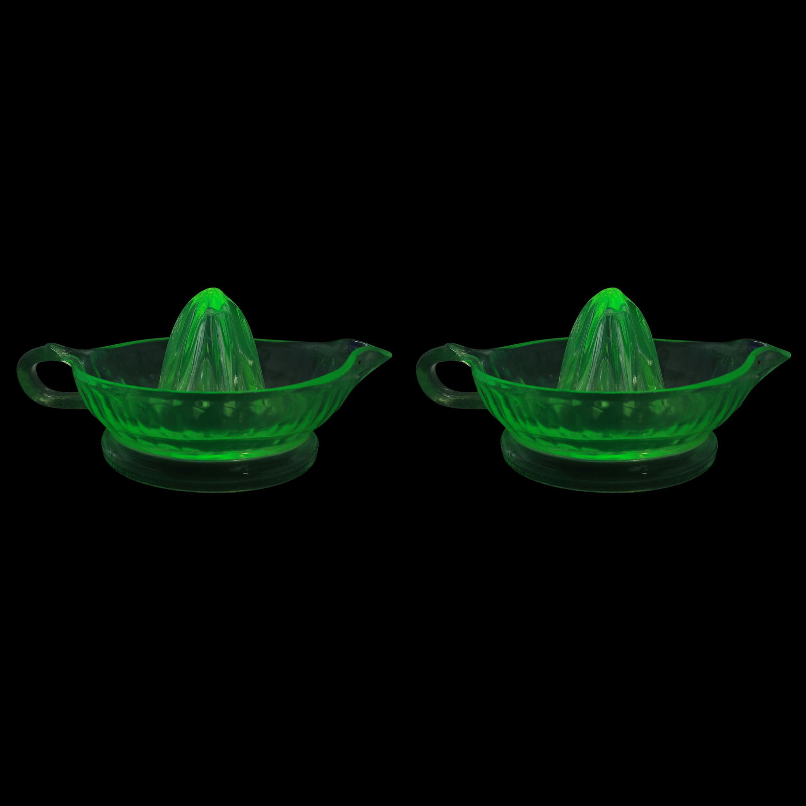 [2] Vintage Green Uranium Glass Orange Juicers - Glows Under Black Light (1 of 15)