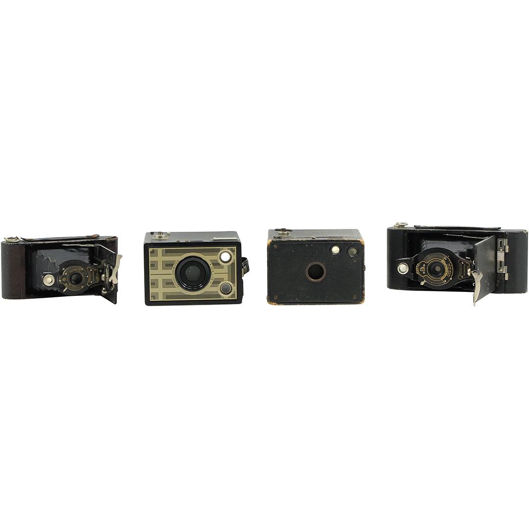 [4] Assorted Vintage KODAK Cameras including Brownie Junoir (1 of 20)