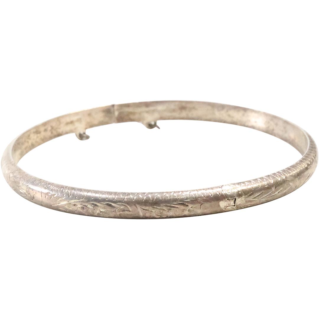 marked W .925 Sterling Silver Bangle Bracelet 2 1/2 in. x 1/4 in. (1 of 8)