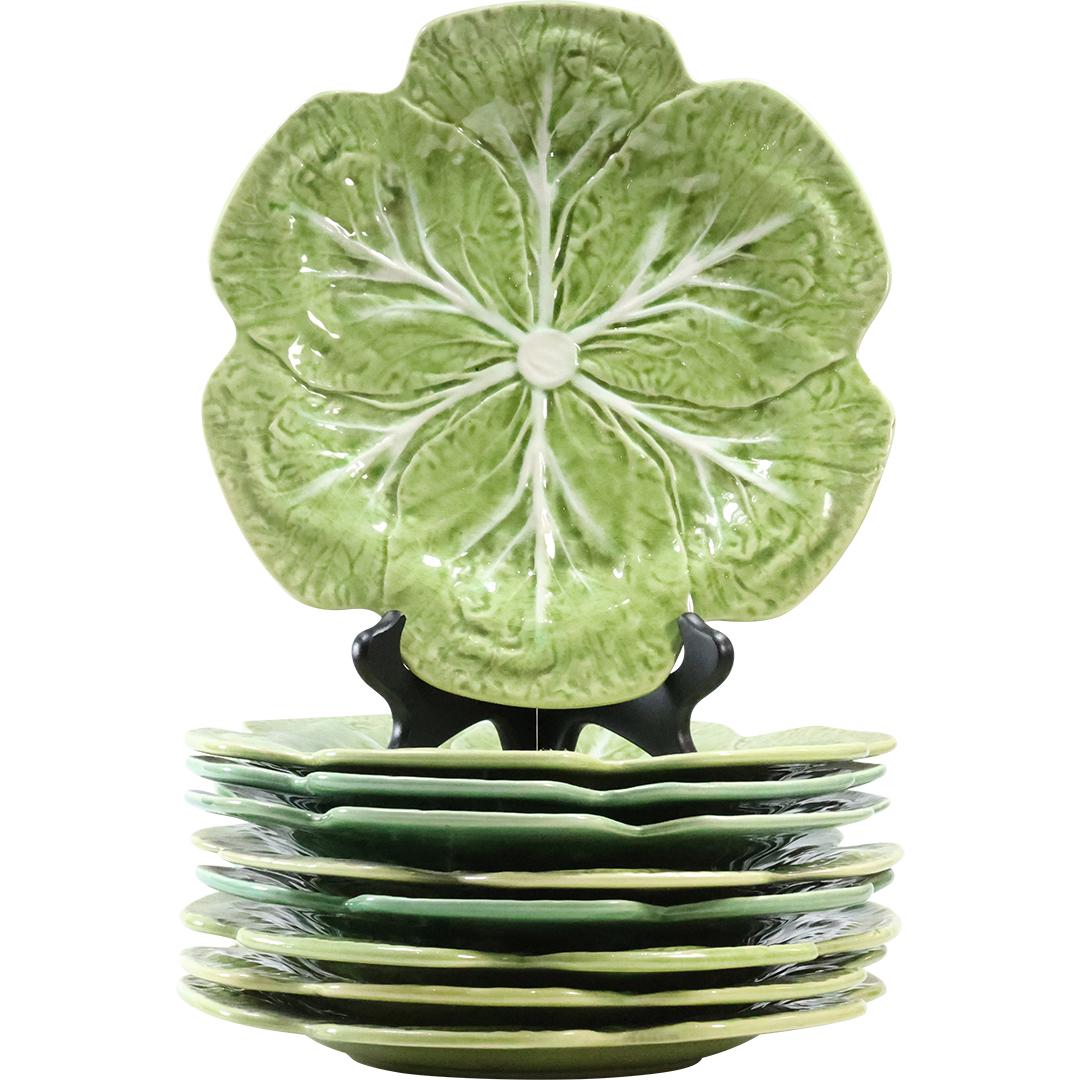 [9] Bordallo Pinheiro Portugal Green Cabbage Leaf Plates 10.5 in. diameter (1 of 7)