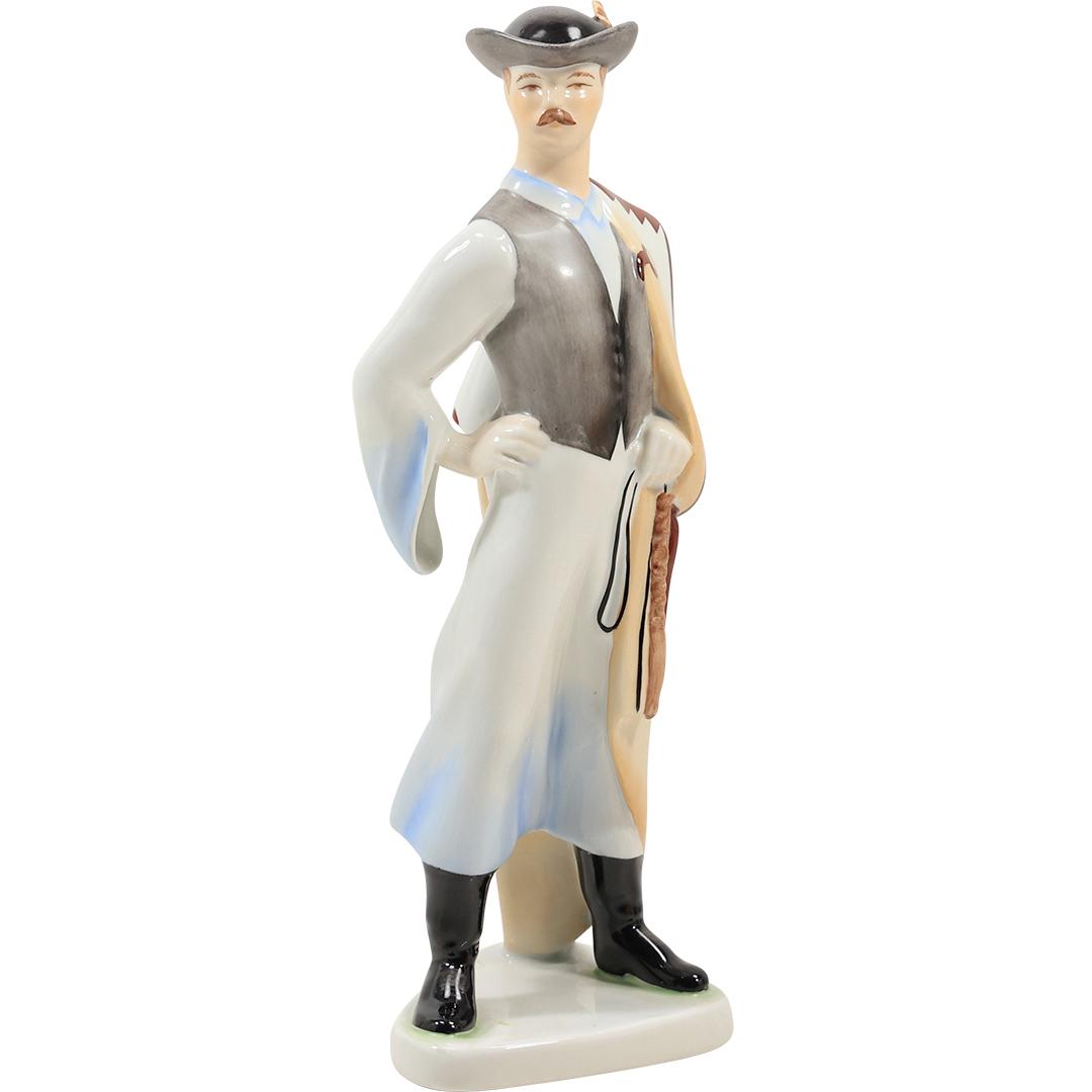 Budapest AQUINCUM Fine Porcelain Hungarian Man Figure Statue (1 of 15)