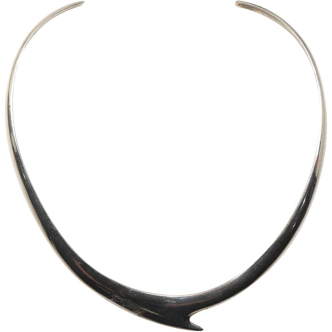 marked TE-26 .925 Mexico Sterling Silver Hard Collar Necklace 6 1/4 in. x 4 3/4 in. x 5/8 in.: marked TE-26 .925 Mexico Sterling Silver Hard Collar Necklace 6 1/4 in. x 4 3/4 in. x 5/8 in.