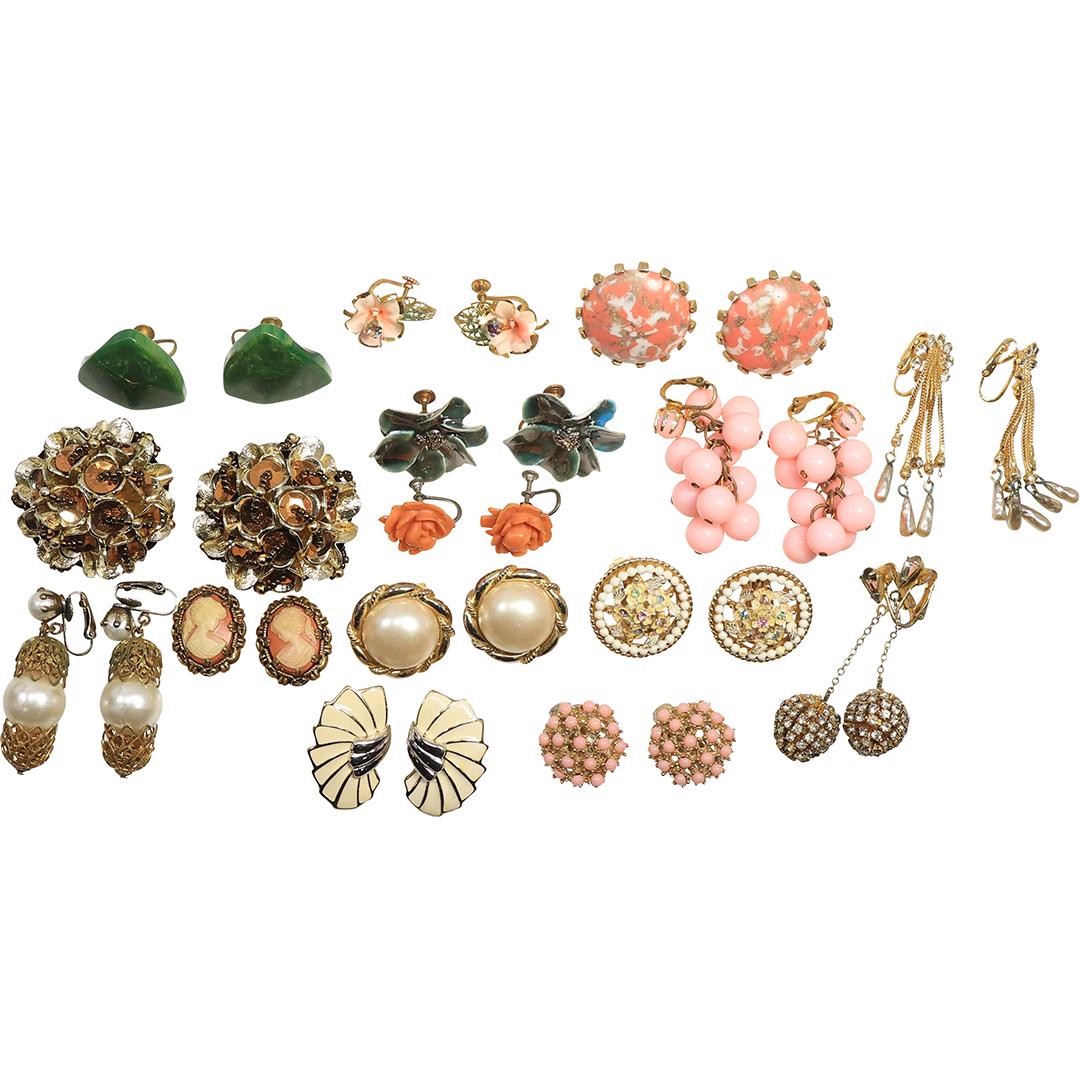 15 Pairs Assorted Fashion Designer Clip-on Earrings (1 of 9)