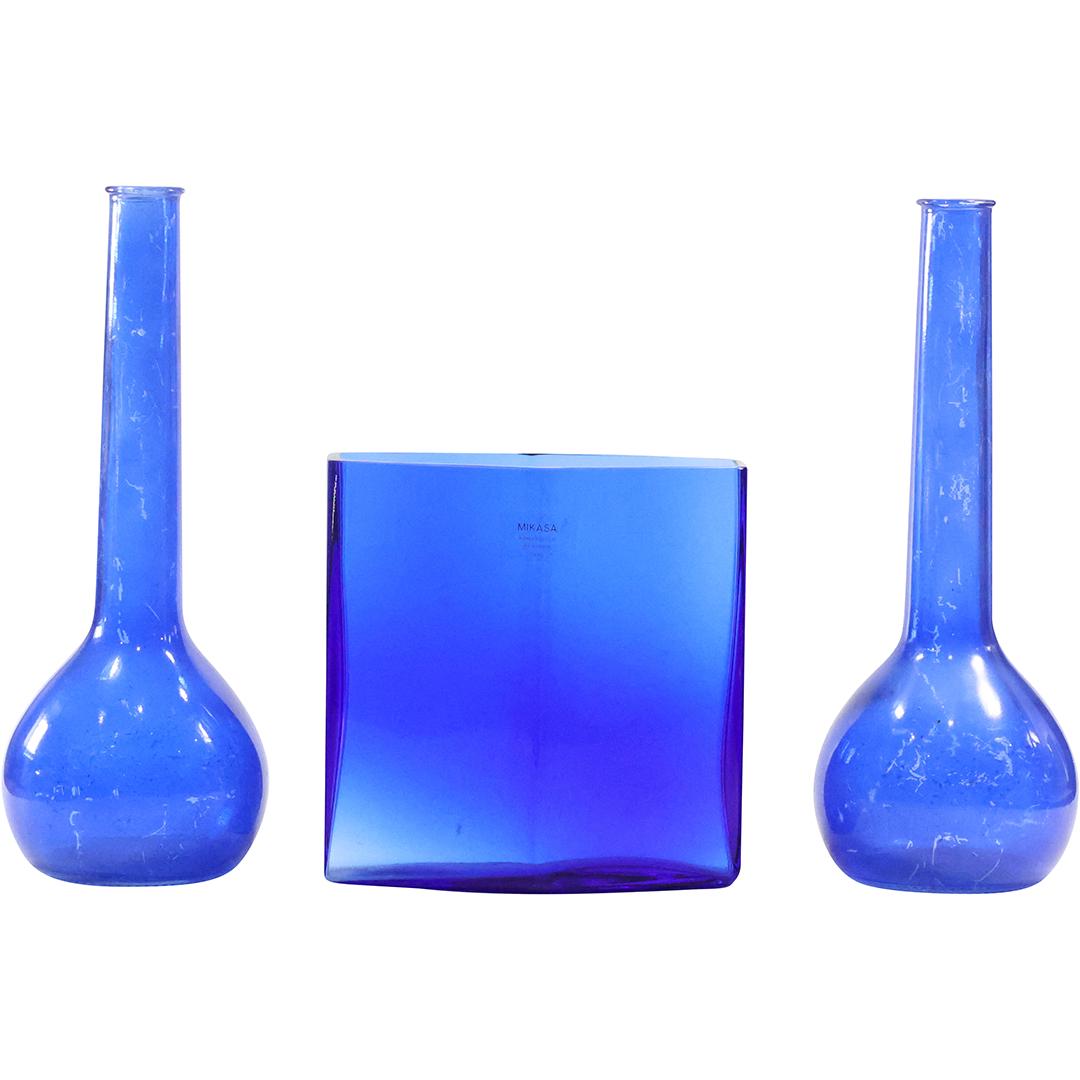 [3] Blue Glass Vases, a Pair Blue Flash and Mikasa Cobalt Blue (1 of 18)