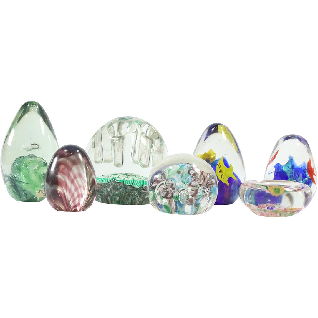 [7] Assorted Quality Art Glass Paperweights Internal Decoration (1 of 17)