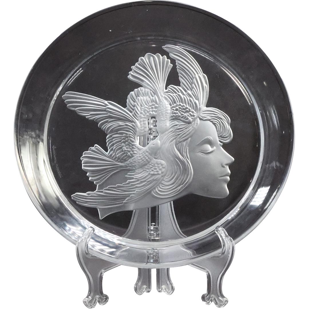 LALIQUE STYLE Signed LUCIANA ROSELLI Crystal Glass Charger Bas Relief Woman Portrait: LALIQUE STYLE Signed LUCIANA ROSELLI Crystal Glass Charger Bas Relief Woman Portrait. size: 1.5 x 12.5 inches diameter