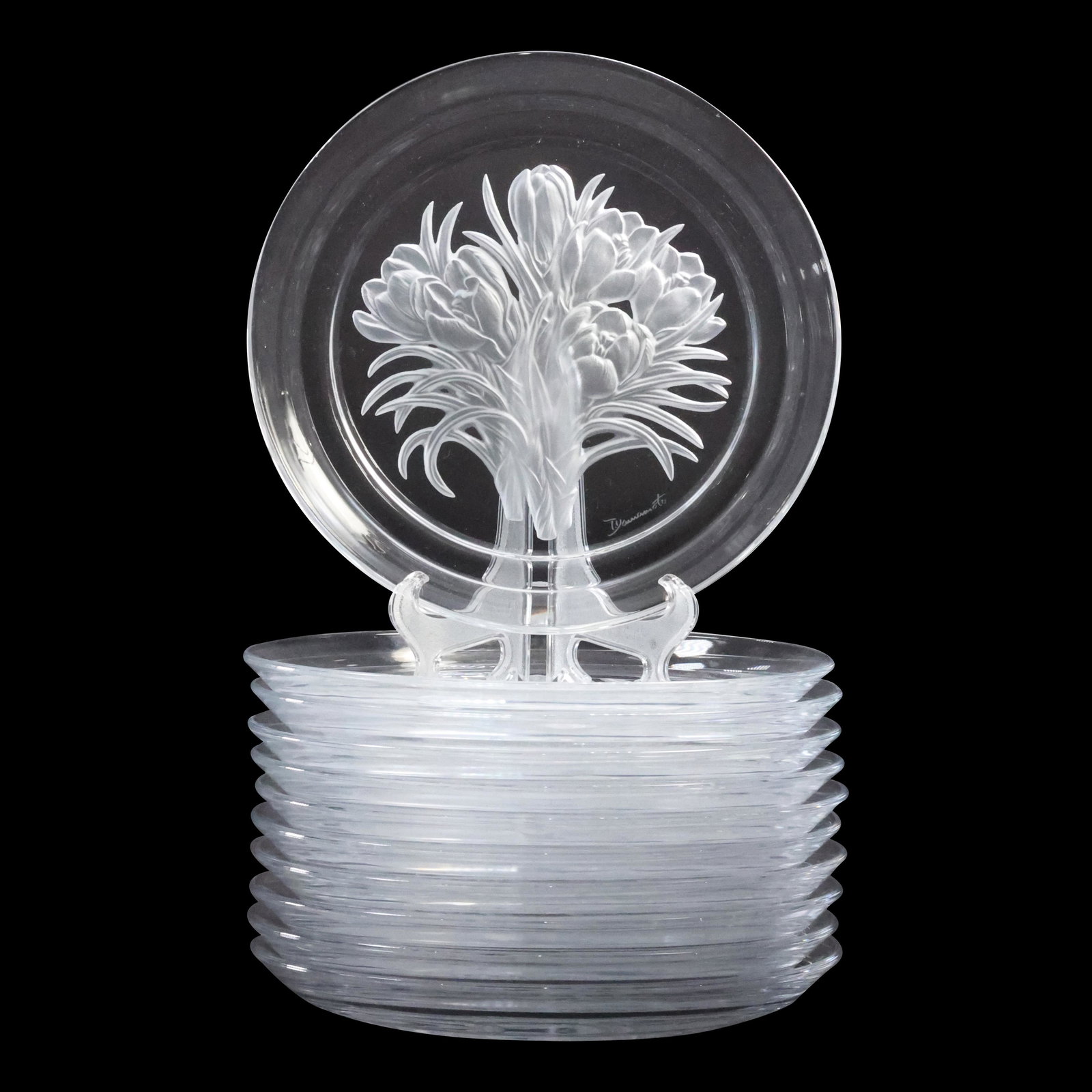 [11] Crystal Glass Luncheon Plates Signed T Yamamoto, Crocus Flowers in Bas Relief (1 of 13)