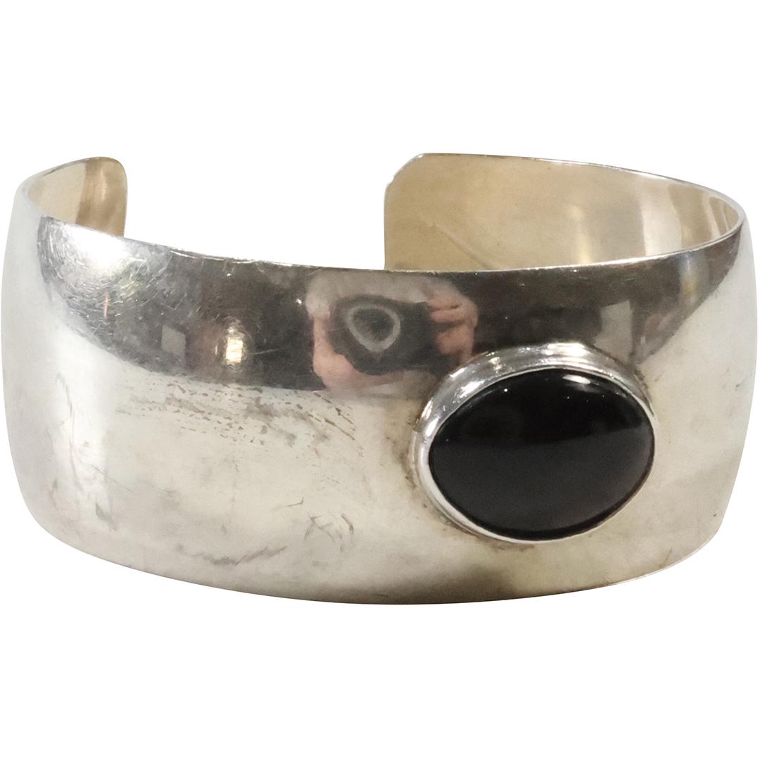 A11 Mexican Sterling Silver Cuff Bracelet with Black Onyx Center Stone 2 in. x 2 3/8 in. x 1 in. (1 of 7)