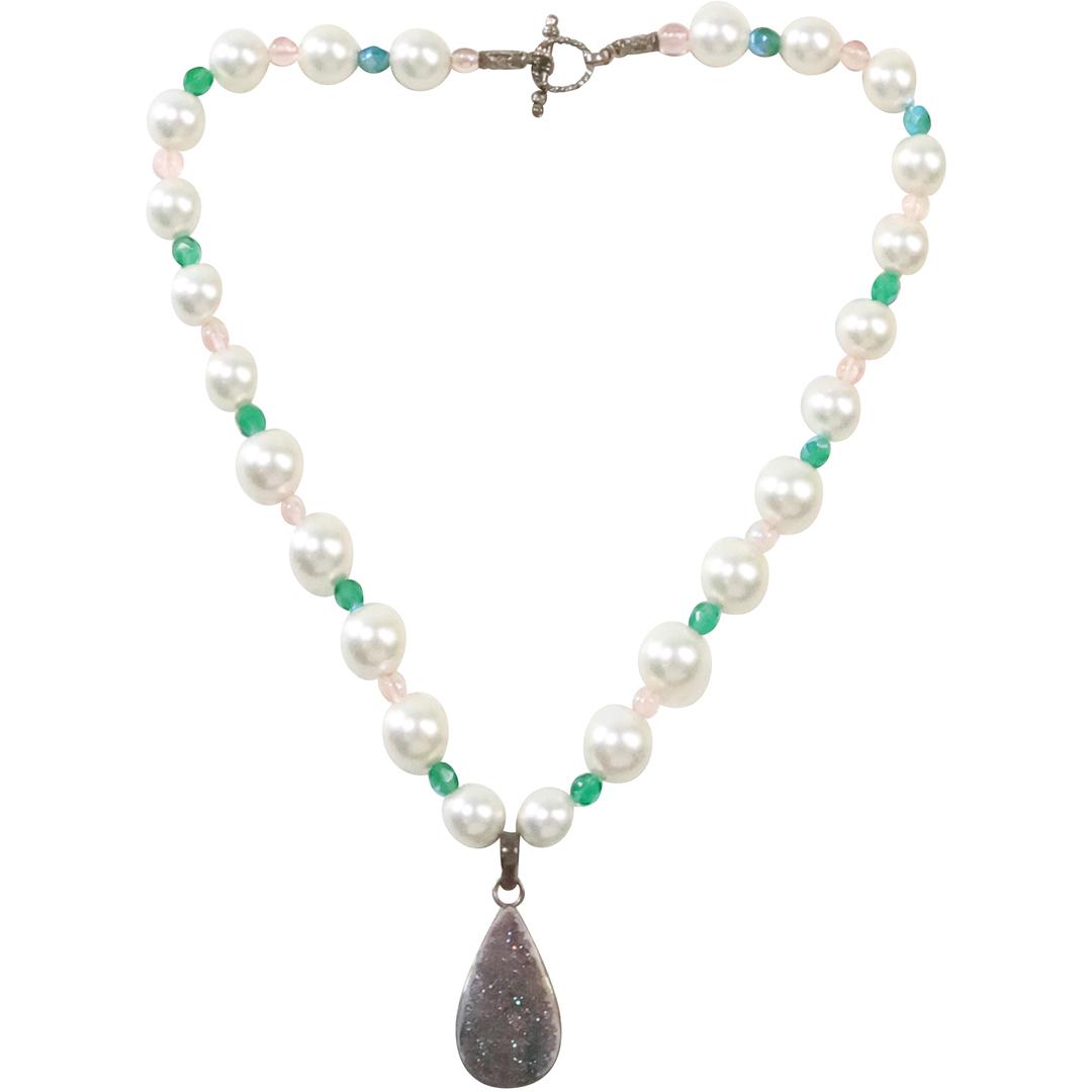 .925 Sterling Toggle Faux Pearls with Glass Beads and Geode Pendant .925 Necklace: .925 Sterling Toggle Faux Pearls with Glass Beads and Geode Pendant .925 Necklace. 9 1/2 in. x 1/2 in. x 2 in. x 3/4 in. THIS AUCTION HAS SPECIAL PICK UP DATES SPECIAL PICK UP DATES AND TIME-LINE, W/ 