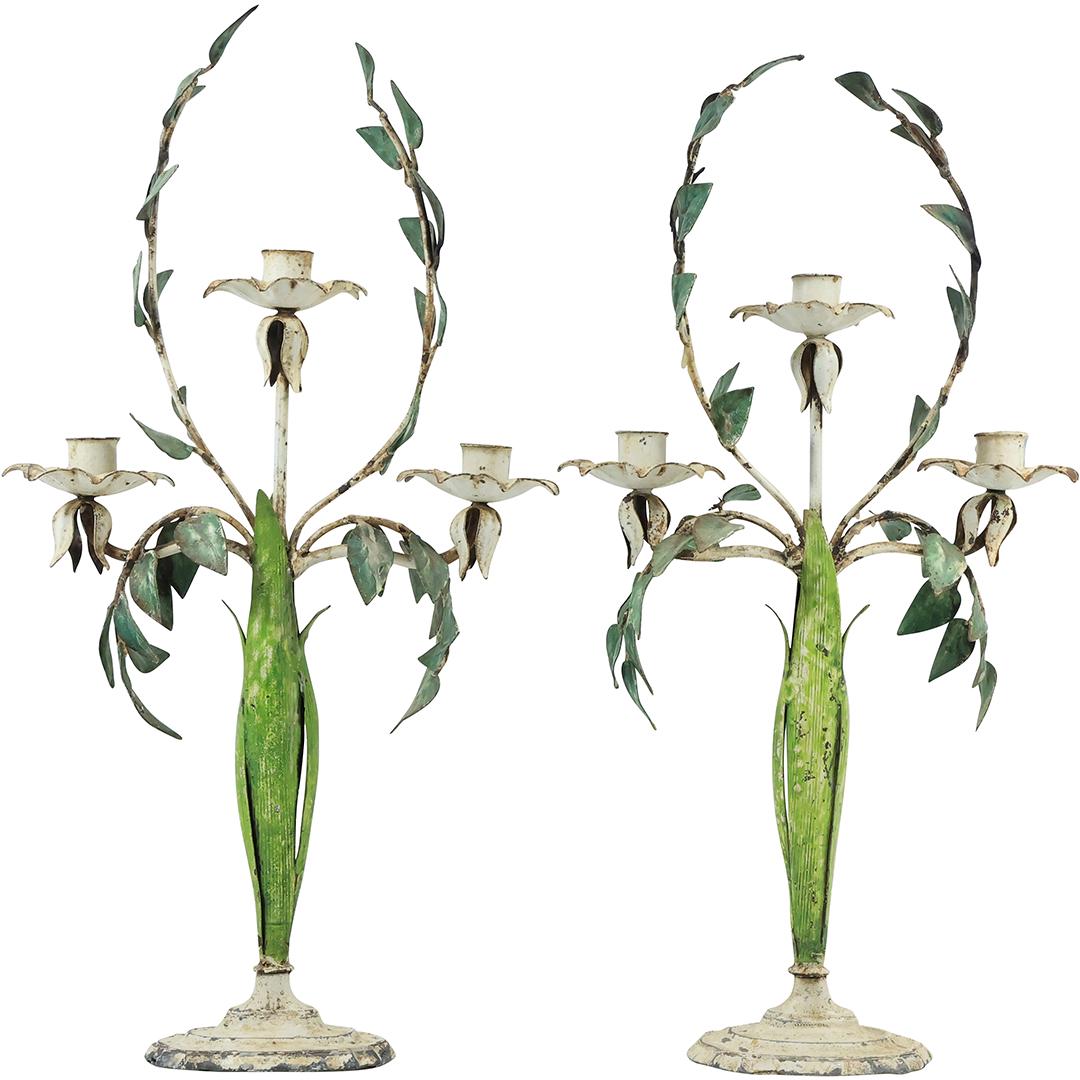 [2] Vintage Hollywood Regency Metal Leaf Candlesticks 21 inches height: [2] Vintage Hollywood Regency Metal Leaf Candlesticks 21 inches height. size: 21 in. x 10 in. THIS AUCTION HAS SPECIAL PICK UP DATES SPECIAL PICK UP DATES AND TIME-LINE, W/ EXTENDED PICK UPS. 5/22 Mon