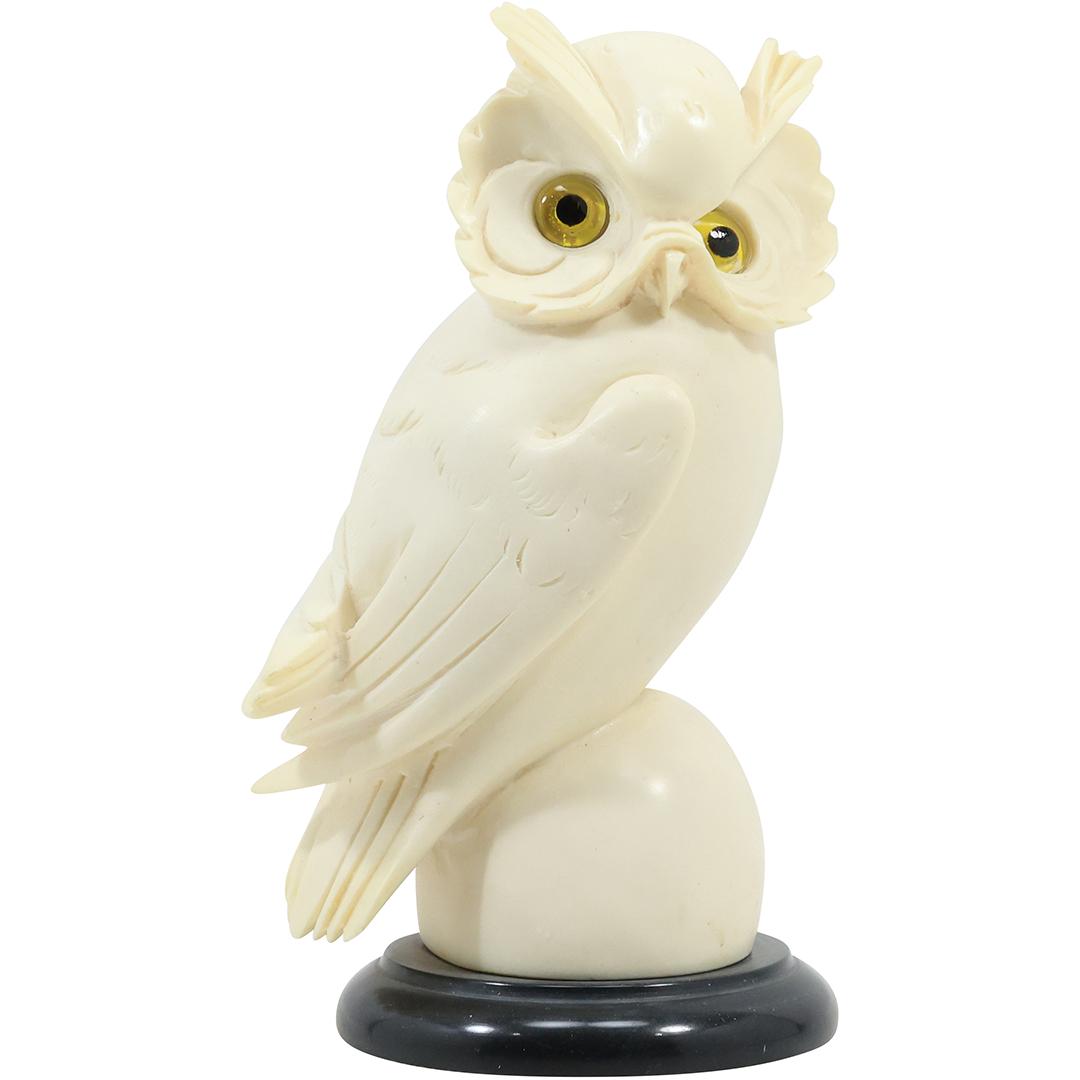 Italian White Composition OWL Figure 7.5 inches height, Original Label (1 of 20)