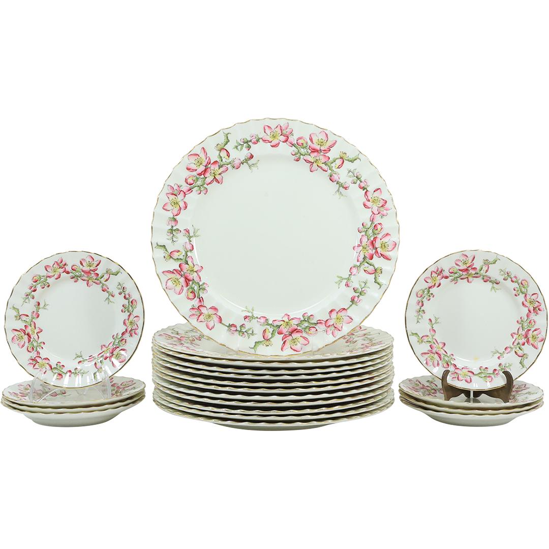 20 Pcs. ROYAL WORCESTER "Pomona" 12 Dinner Plates & 8 Dessert Plates (1 of 20)