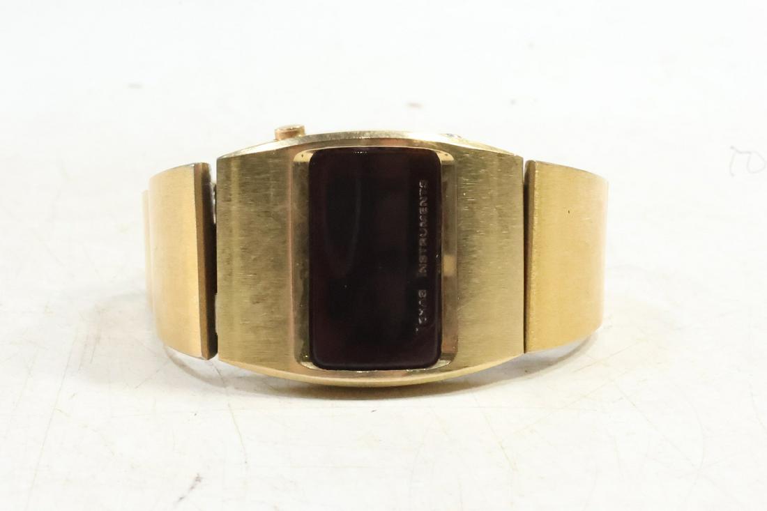 Vintage 1970s Red LED Digital Watch Ti103 5005812 (1 of 9)