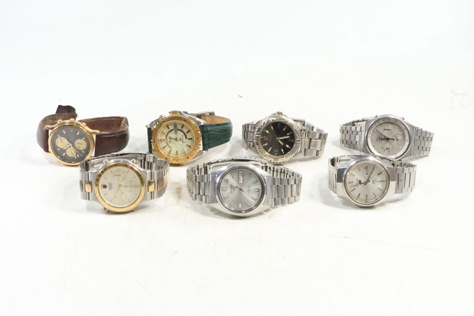 [7] SEIKO Assorted Wristwatches: Quartz Chronograph, Kinetic Sports, Chronograph Sports, (1 of 20)