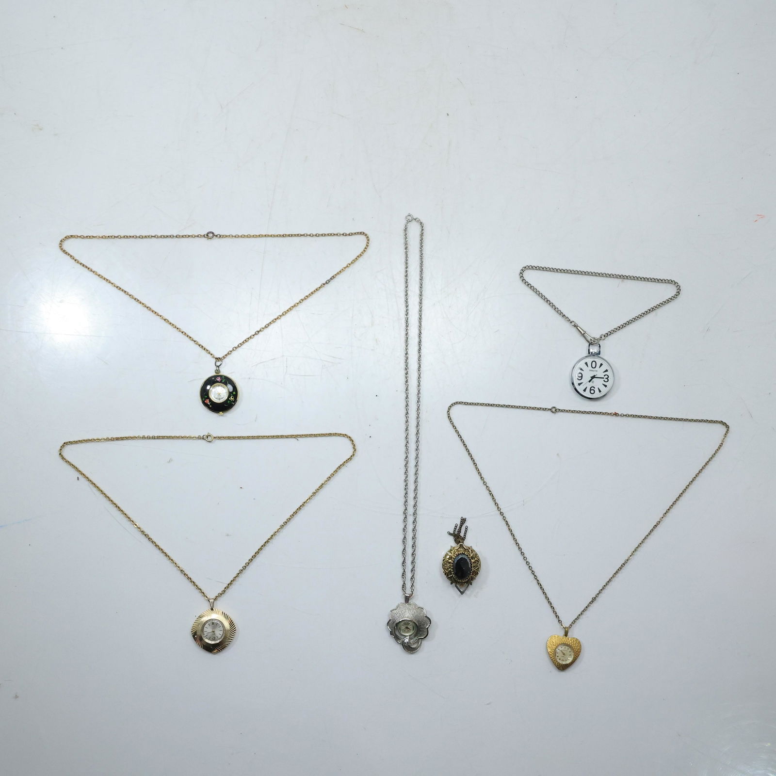 [6] Assorted Pendant Necklaces Watches: Norman Deluxe, Sheffield Swiss, Vantage, Brichot, Paketa (1 of 20)