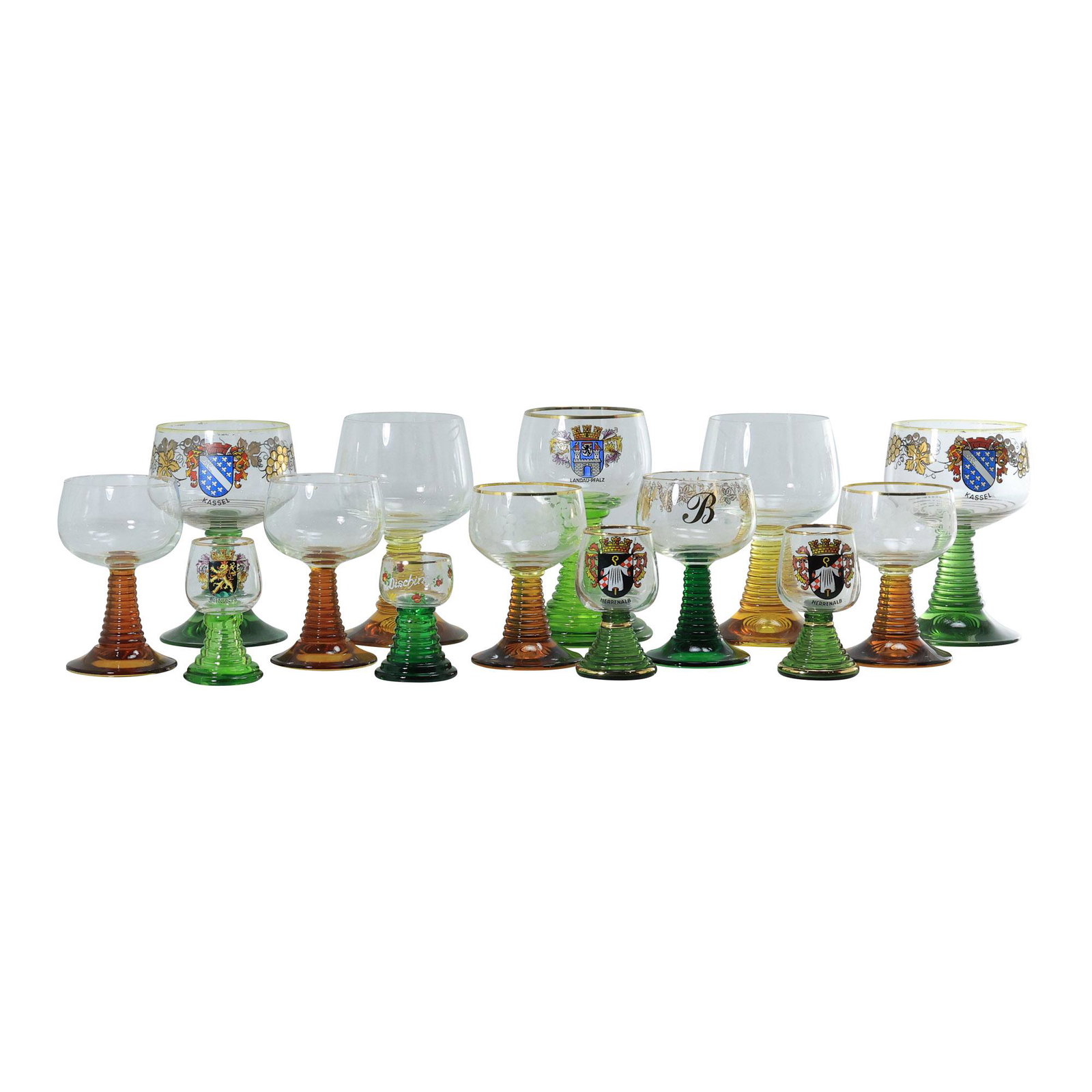 14 Assorted Zweisel German Cocktail Glasses, Various Sizes, Amber, Green, few with Coat of Arms: 14 Assorted Zweisel German Cocktail Glasses, Various Sizes, Amber, Green, few with Coat of Arms. size: height ranges from 2.75 to 5.75 The auction house does not ship any items. We offer our local shi
