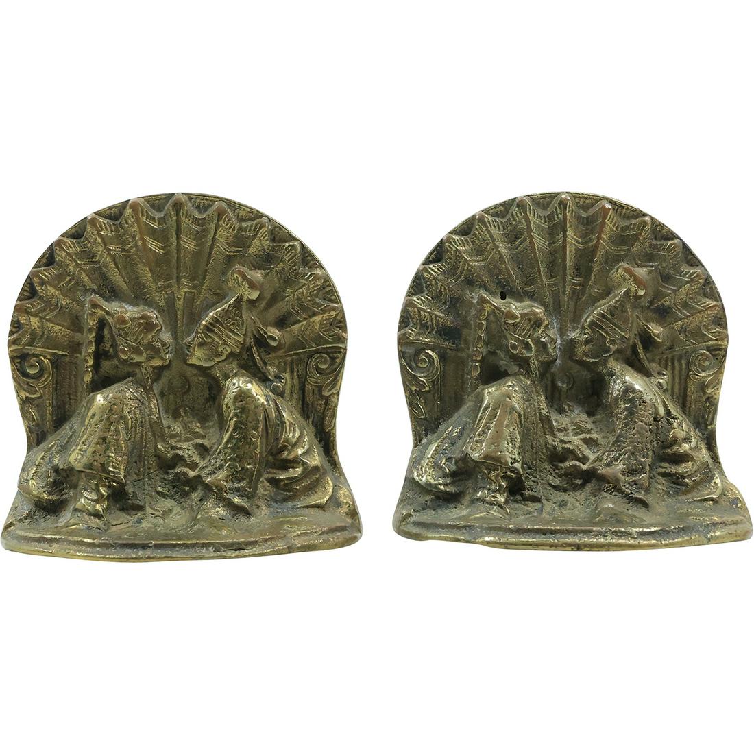 Pair 1920's Art Deco Cast Iron Siam Oriental Couple Kissing Bookends (1 of 15)