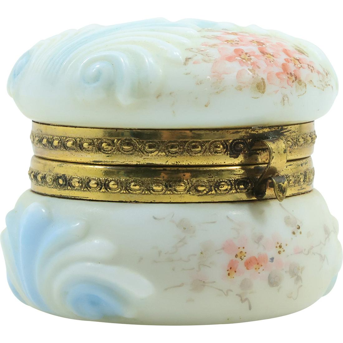 Small 19th C. Victorian Wavecrest Round Dresser Box 3 inches diameter (1 of 14)