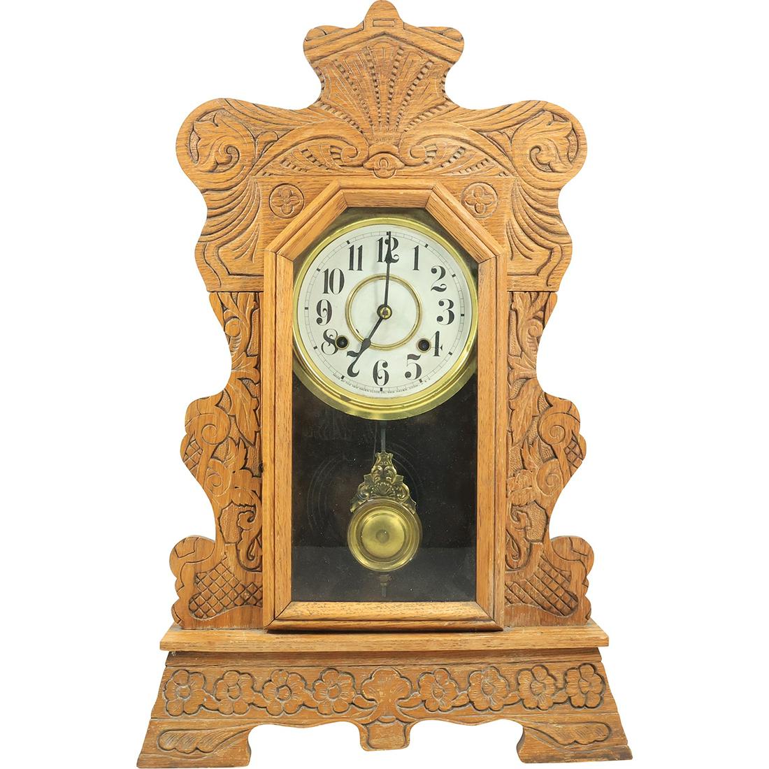 New Haven Clock Company Oak Case Gingerbread Clock with Original Pendulum (1 of 20)