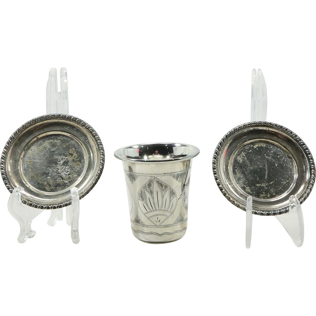 Sterling Silver Cup 1880s & 2 Sterling Silver Small Round Dishes (1 of 14)
