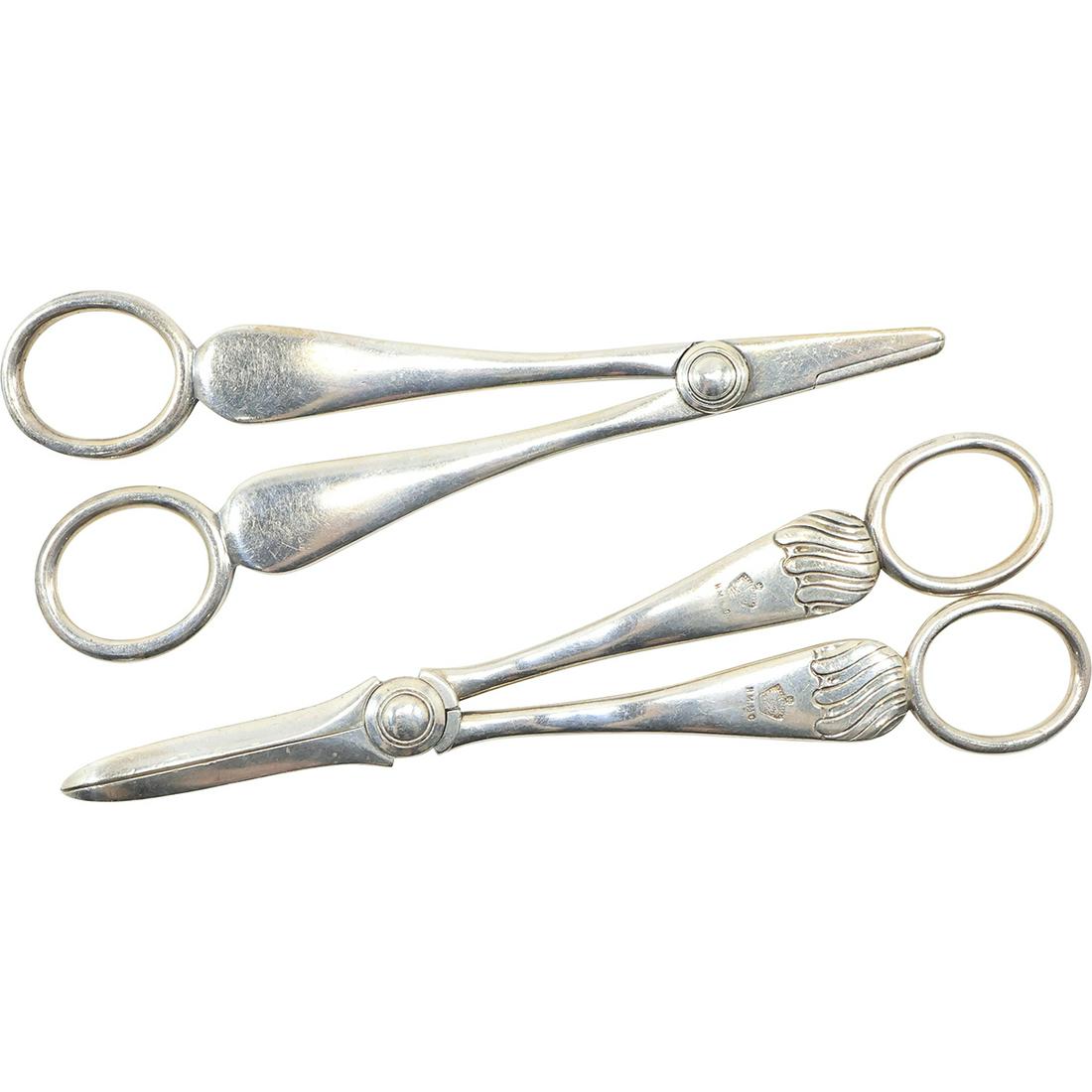 [2] Maple & Co Hallmarked Grape Shears Heavy Silver Plate ; Hallmarked Grape Shears: [2] Maple & Co Hallmarked Grape Shears Heavy Silver Plate 6 3/4 in. x 2 in. ; Hallmarked Grape Shears 6 in. x 2 3/8 in.