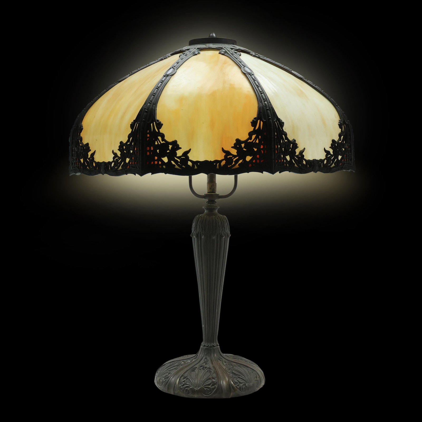 Circa 1920s Art Nouveau 6-Panel Curved Slag Glass Table Lamp 24.5 in. height, 20.25 in. dia. shade (1 of 19)