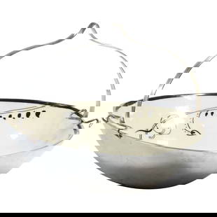 Gorham Metal Framed Porcelain Bowl Basket Removeable Handle 11.5 in. diameter: Gorham Metal Framed Porcelain Bowl Basket Removeable Handle 11.5 in. diameter. size: 9 in. x 11.5 in. x 11.5 in.