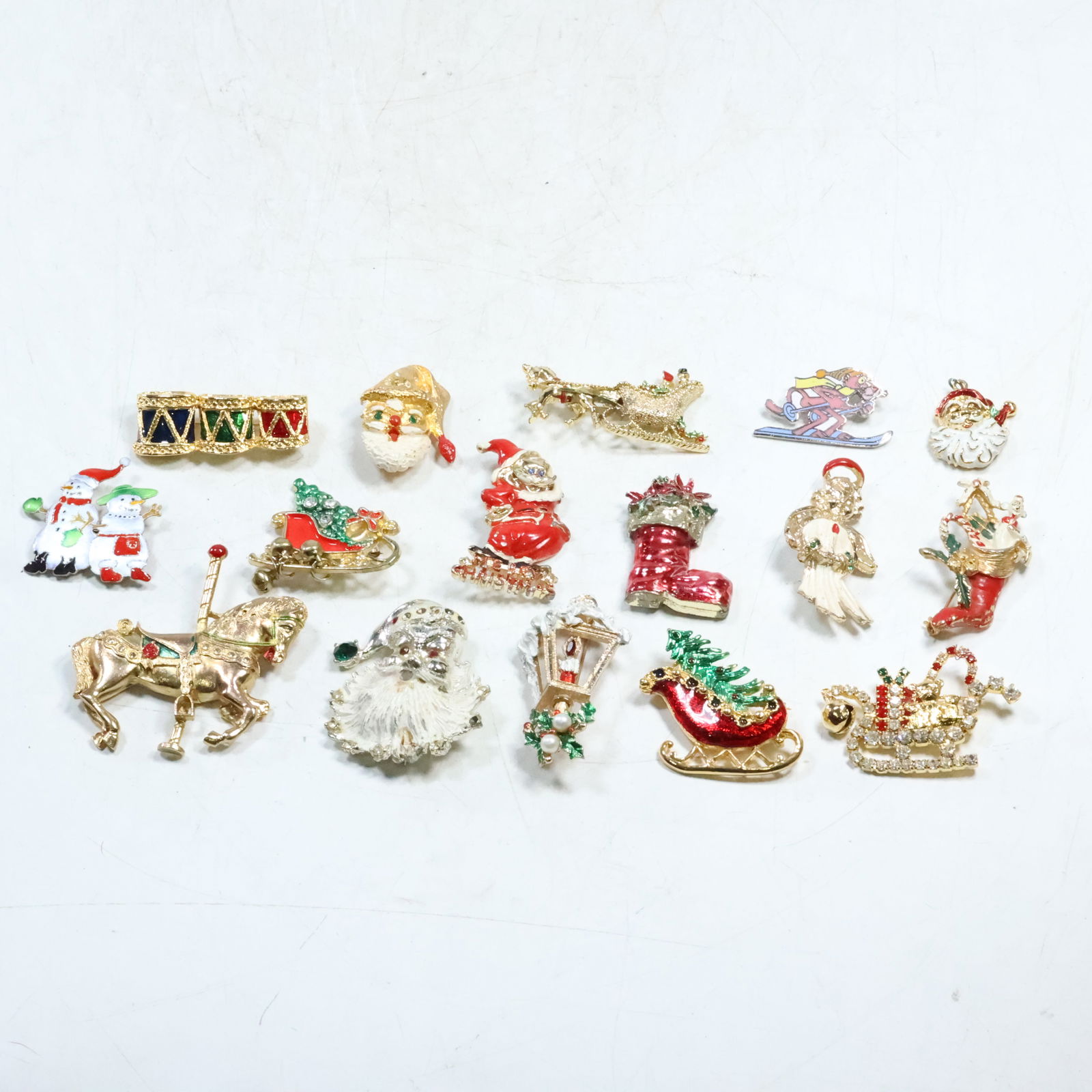 16 Pieces Assorted Christmas Costume Jewelry Pins - Variety (1 of 20)