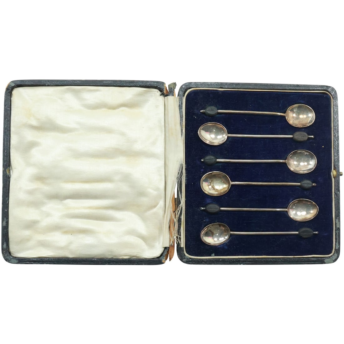 [6] Sterling Silver Spoons with Black Ebony Handles in Original Fitted Case: [6] Sterling Silver Spoons with Black Ebony Handles 4 in. x 7/8 in. in Original Fitted Case 6 in. x 6 in.