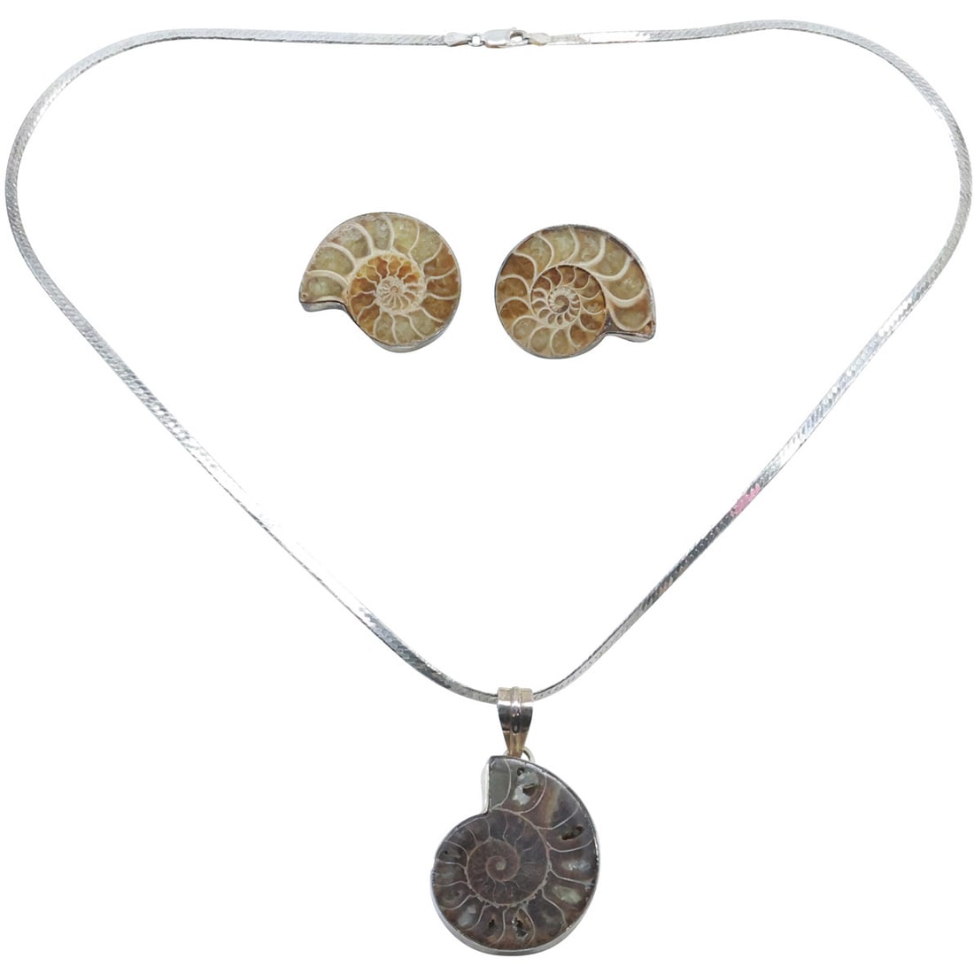 .925 Shell Encompassed in Sterling Frame Pendant on .925 Sterling Herringbone Chain 24 in.; (1 of 20)