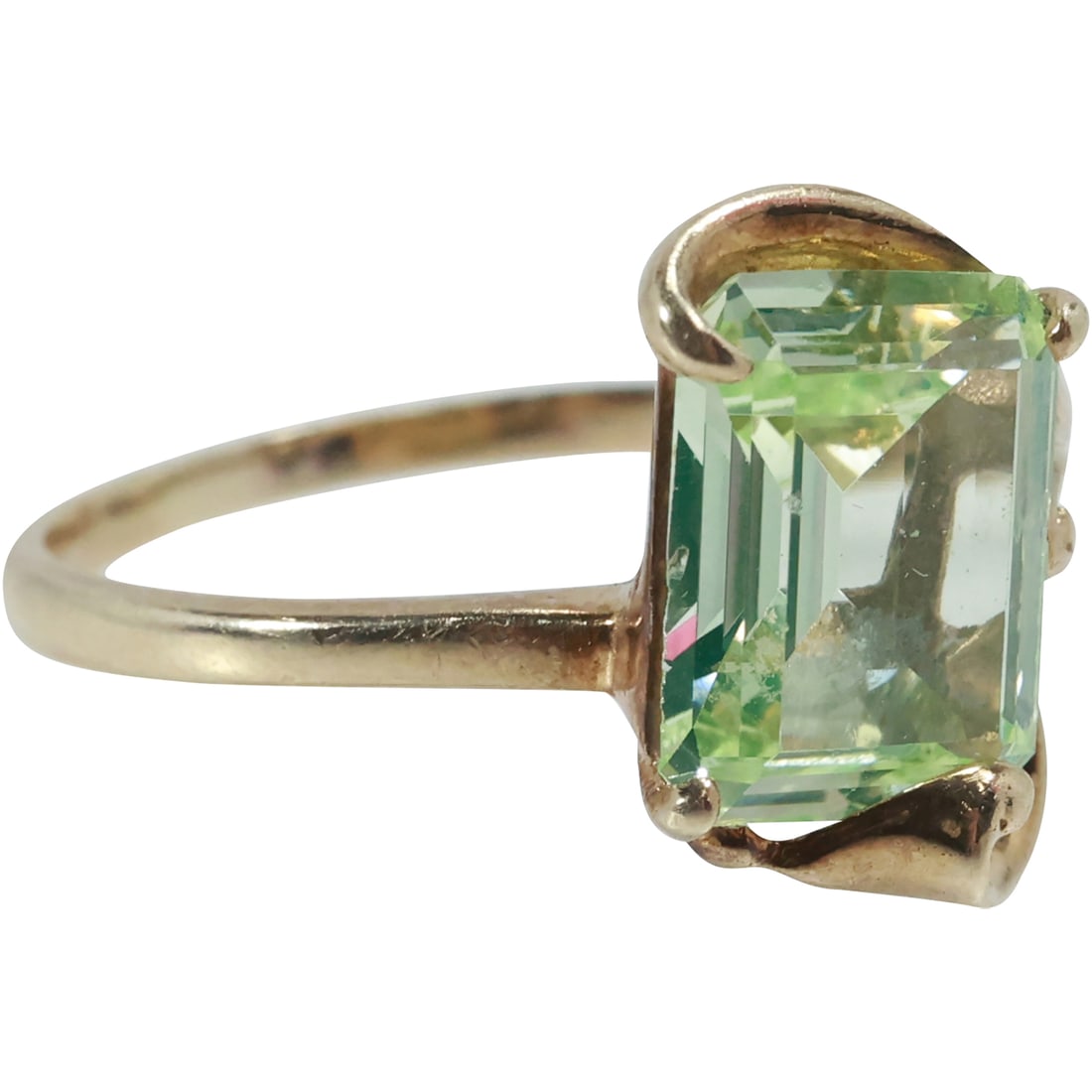 10K GOLD with Emerald Cut Peridot Ring Size 8.25, 2.1 dwt., 7/8 in. x 5/8 in. (1 of 16)