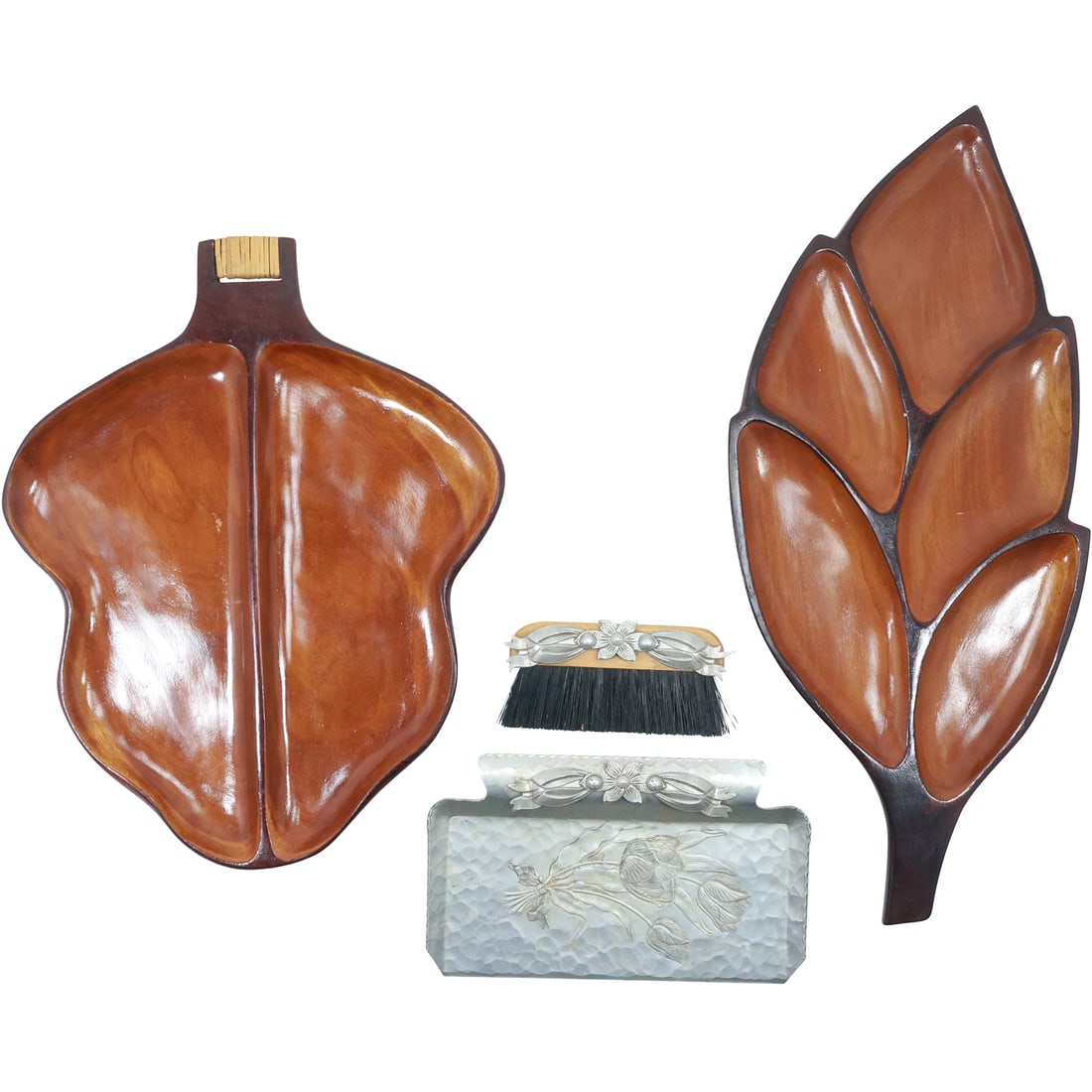 2 Mahogany Leaf Serving Platters and Aluminum Crumb Brush with Dust Pan (1 of 19)